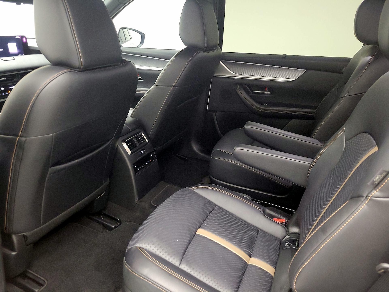Rear Air Conditioning