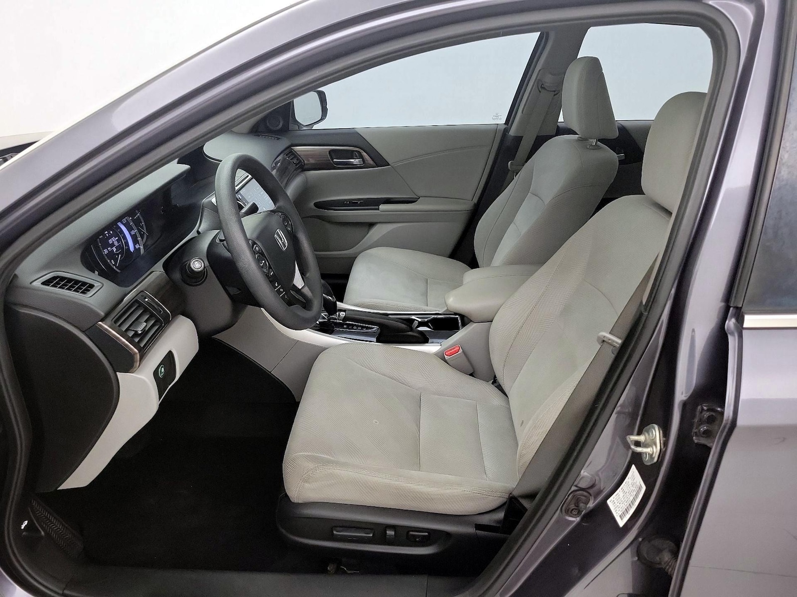 Power Seat(s) & Side Airbags