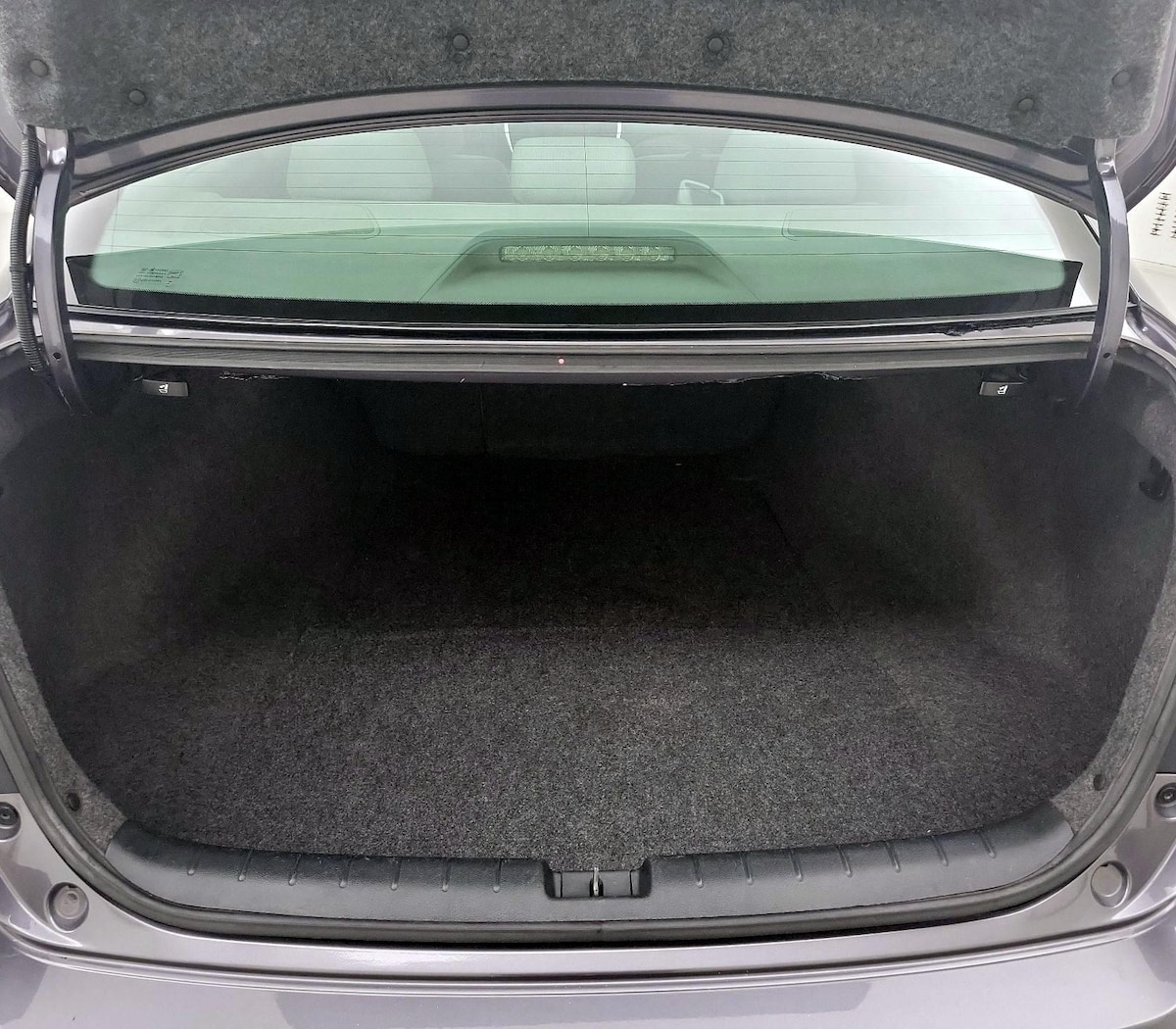 Trunk/Cargo (Seats Up)