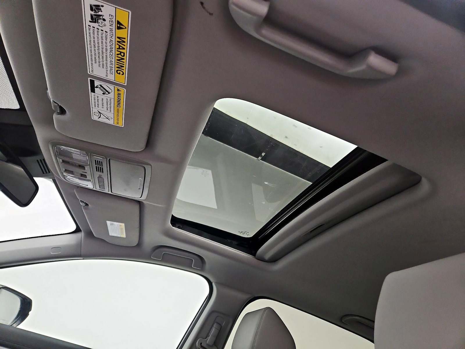 Sunroof(s) & Overhead Airbags
