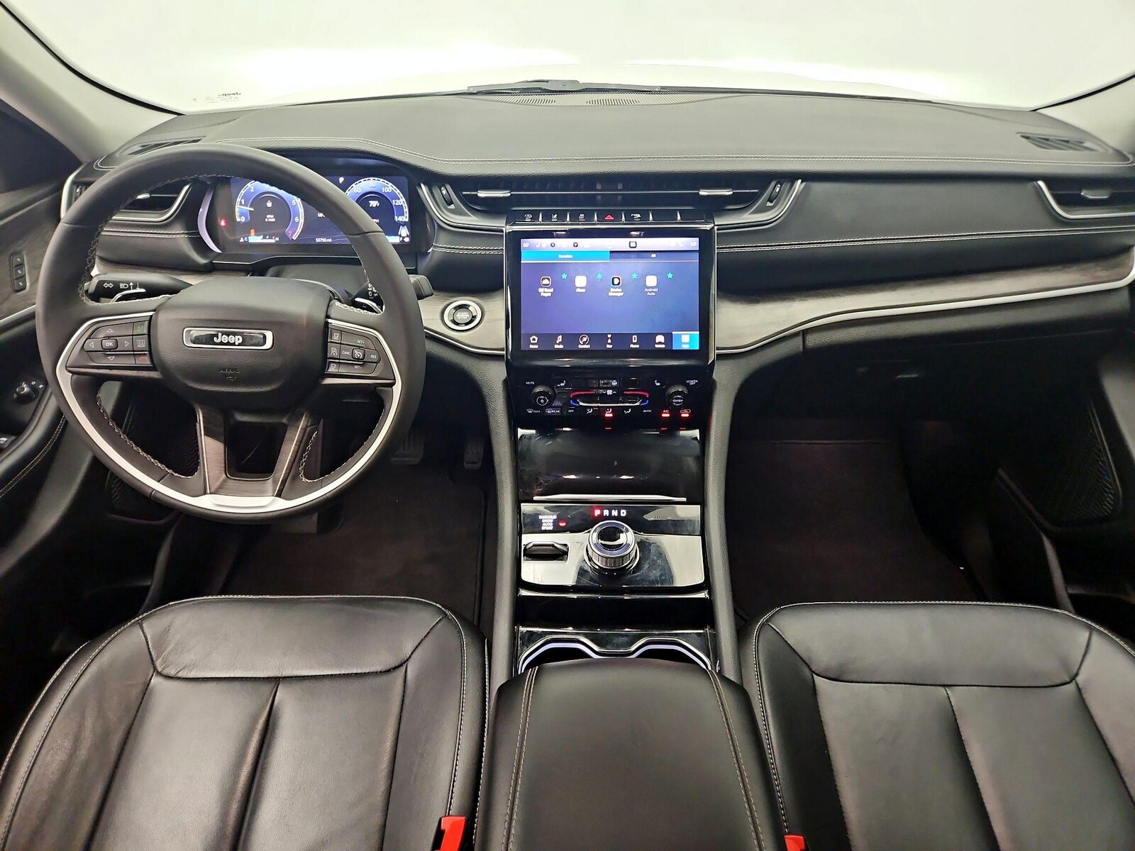 Apple CarPlay® & Android Auto™