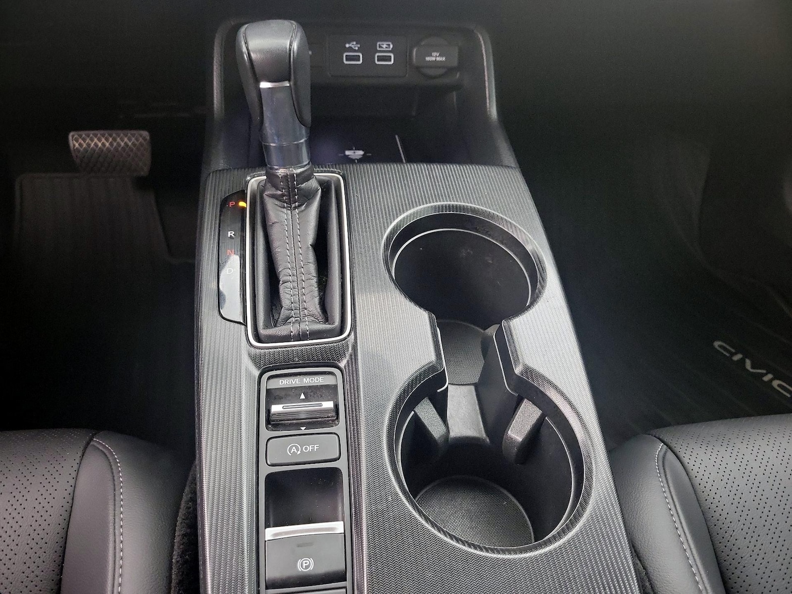 2023 Honda Civic Touring - Photo 18
