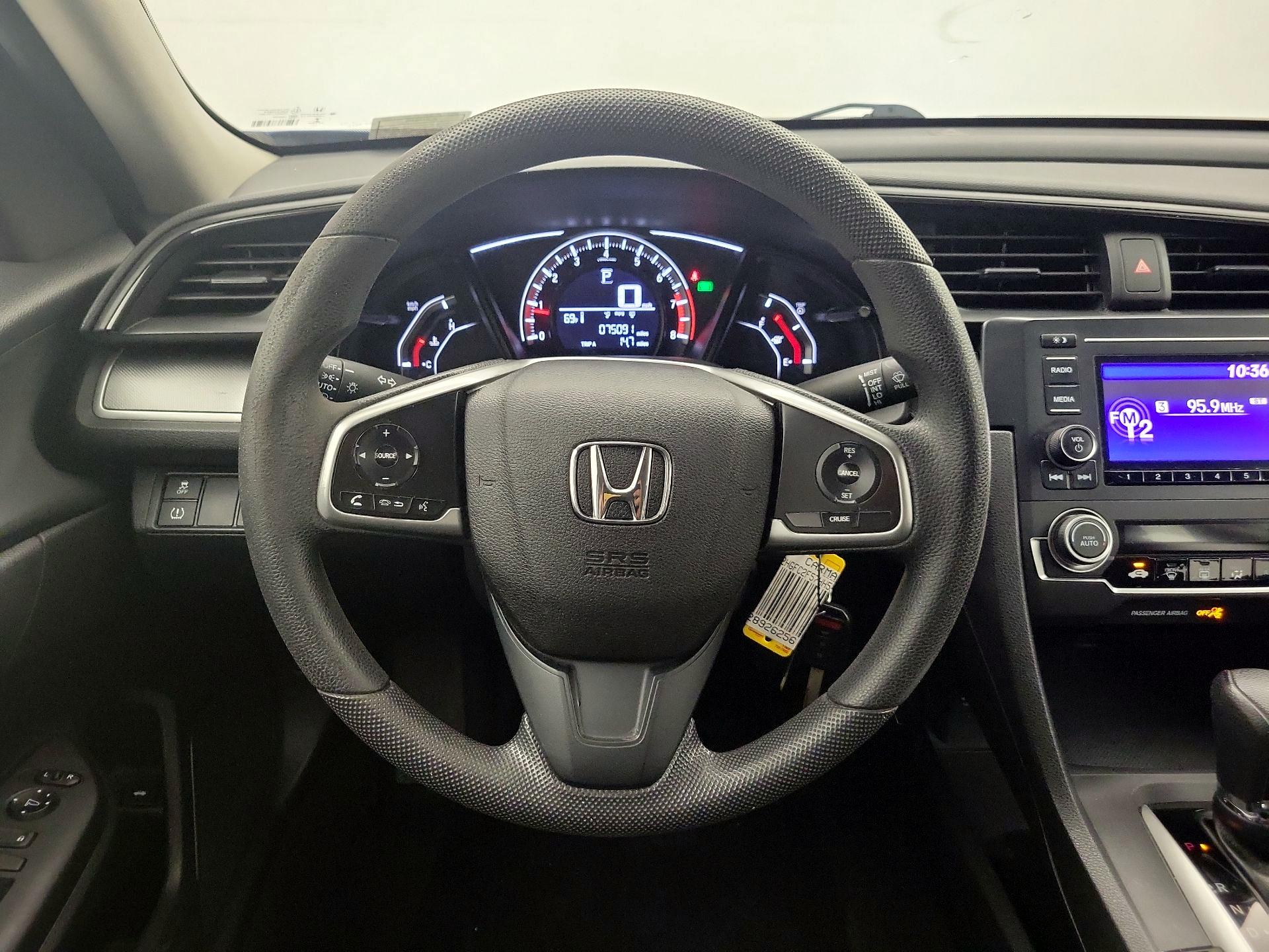 Thumbnail: 2017 Honda Civic - 10