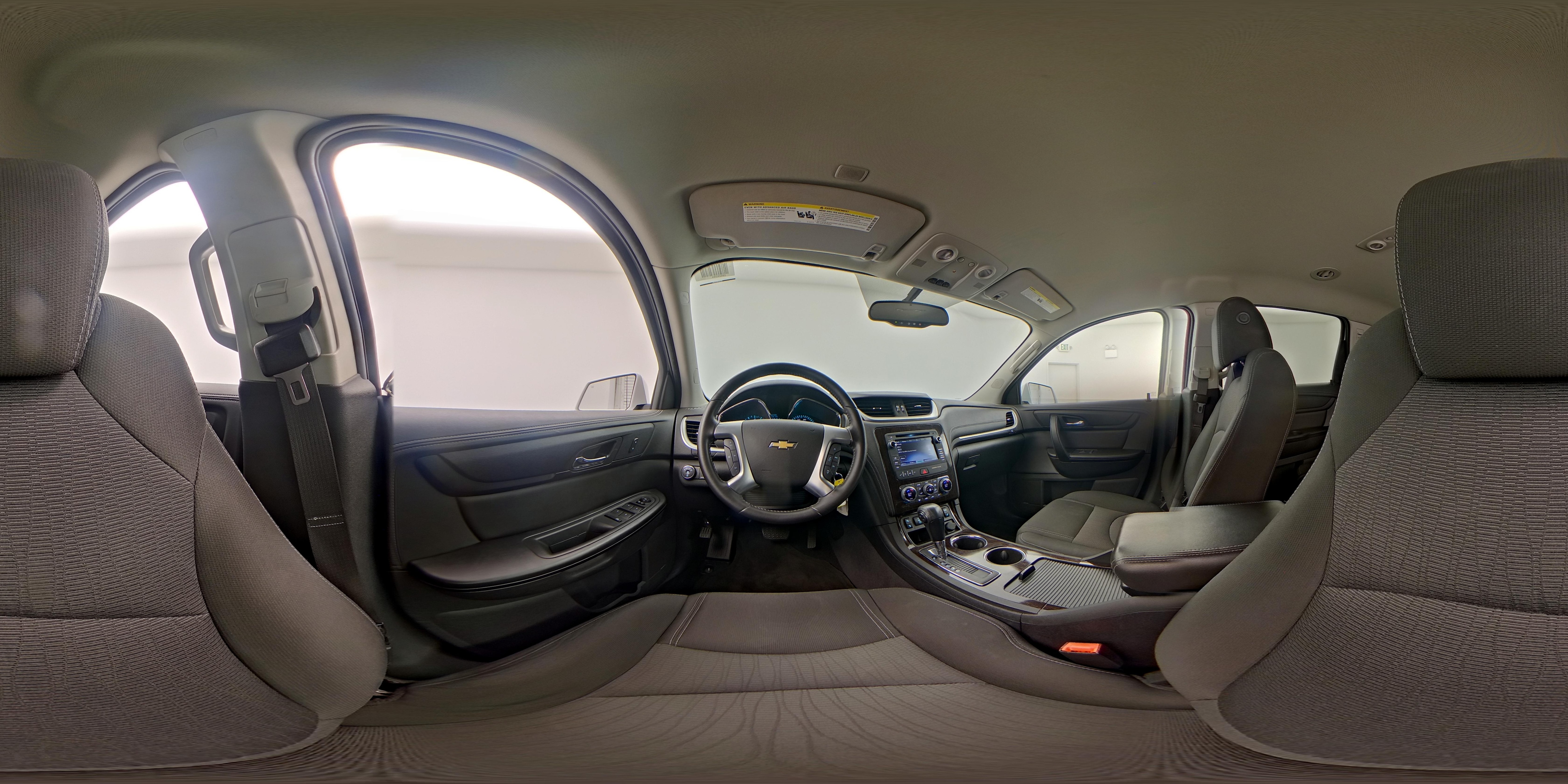 2017 Chevrolet Traverse 2LT - Photo 28