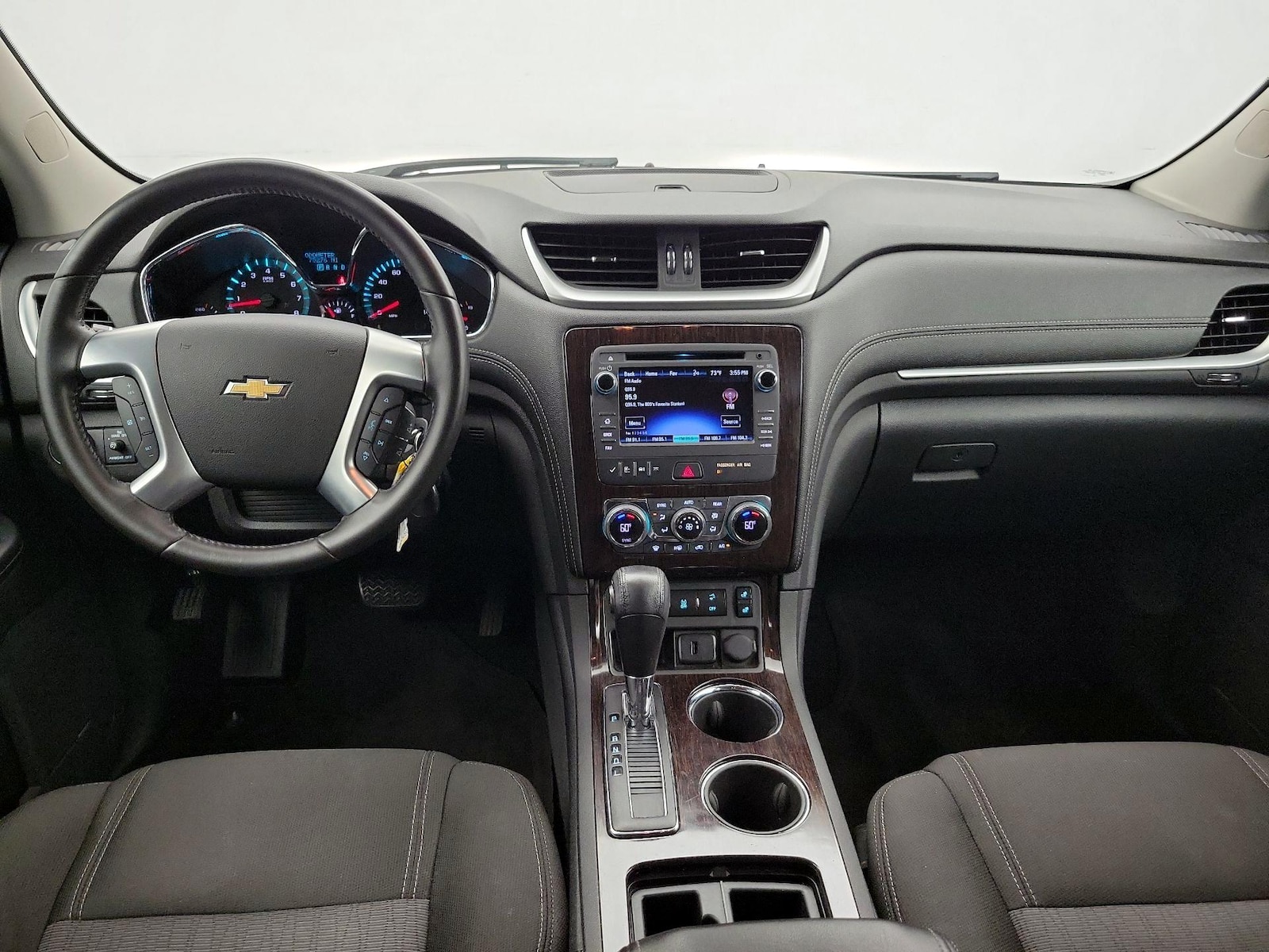 2017 Chevrolet Traverse 2LT - Photo 10