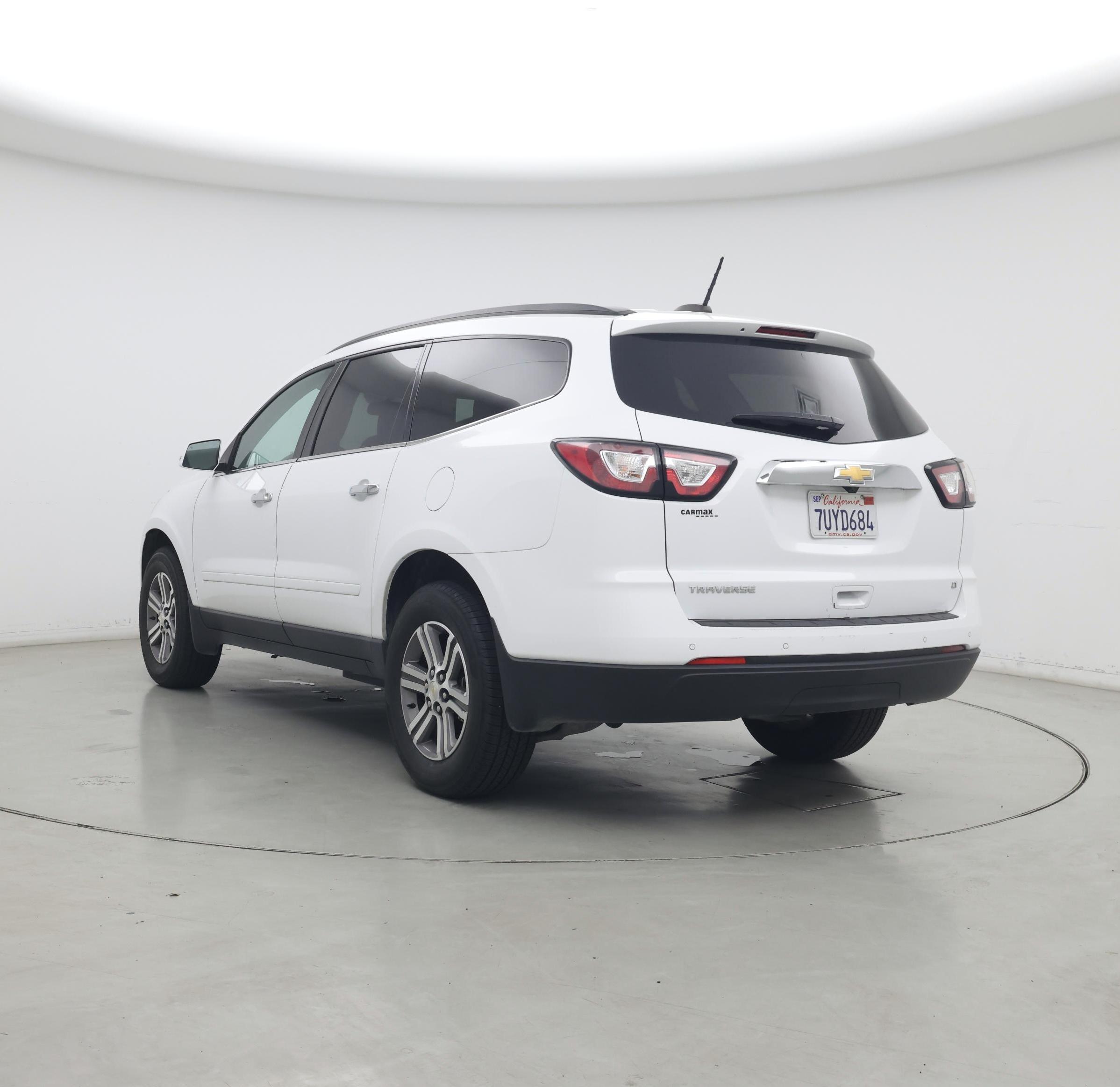 Thumbnail: 2017 Chevrolet Traverse - 2