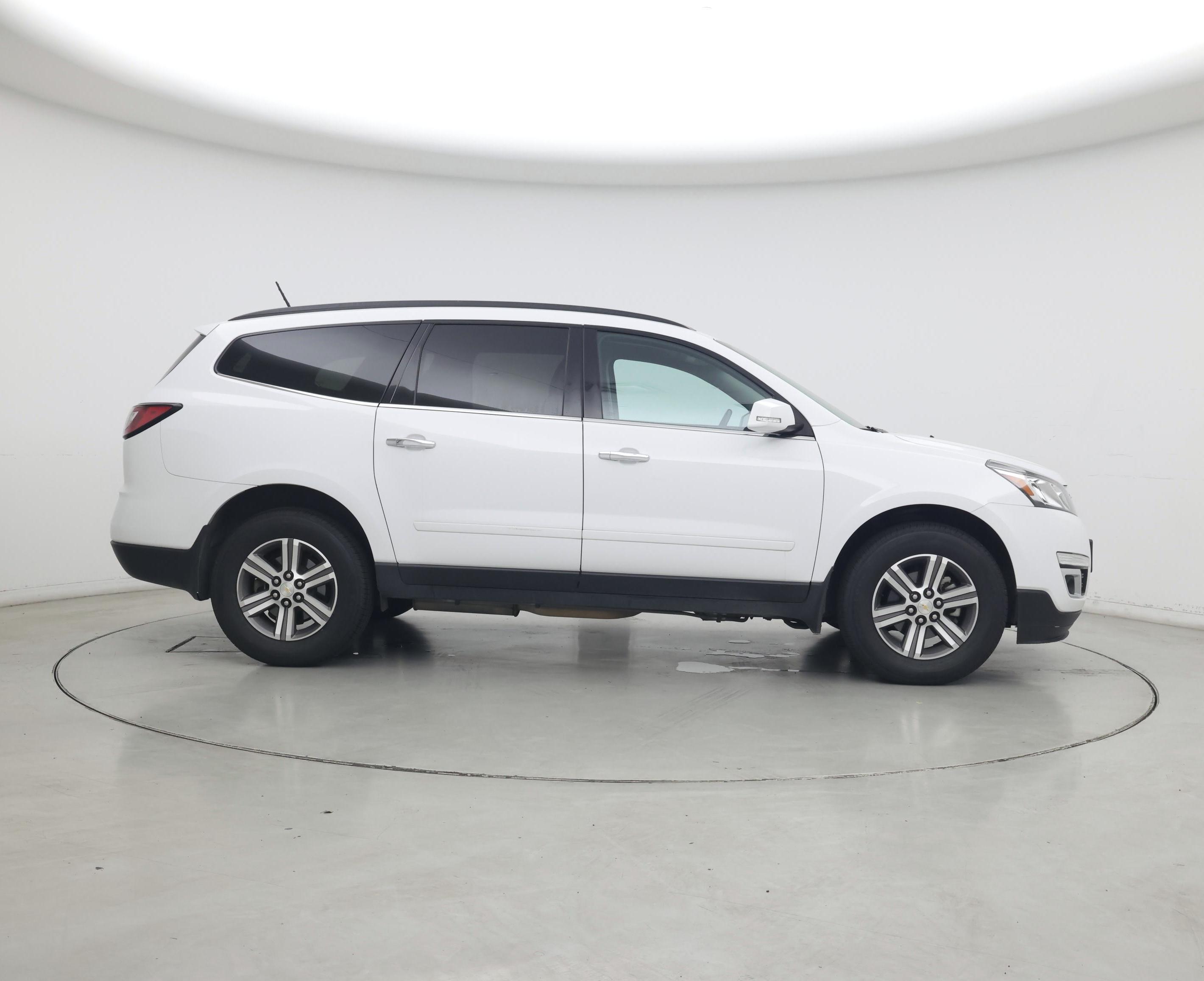 Thumbnail: 2017 Chevrolet Traverse - 7