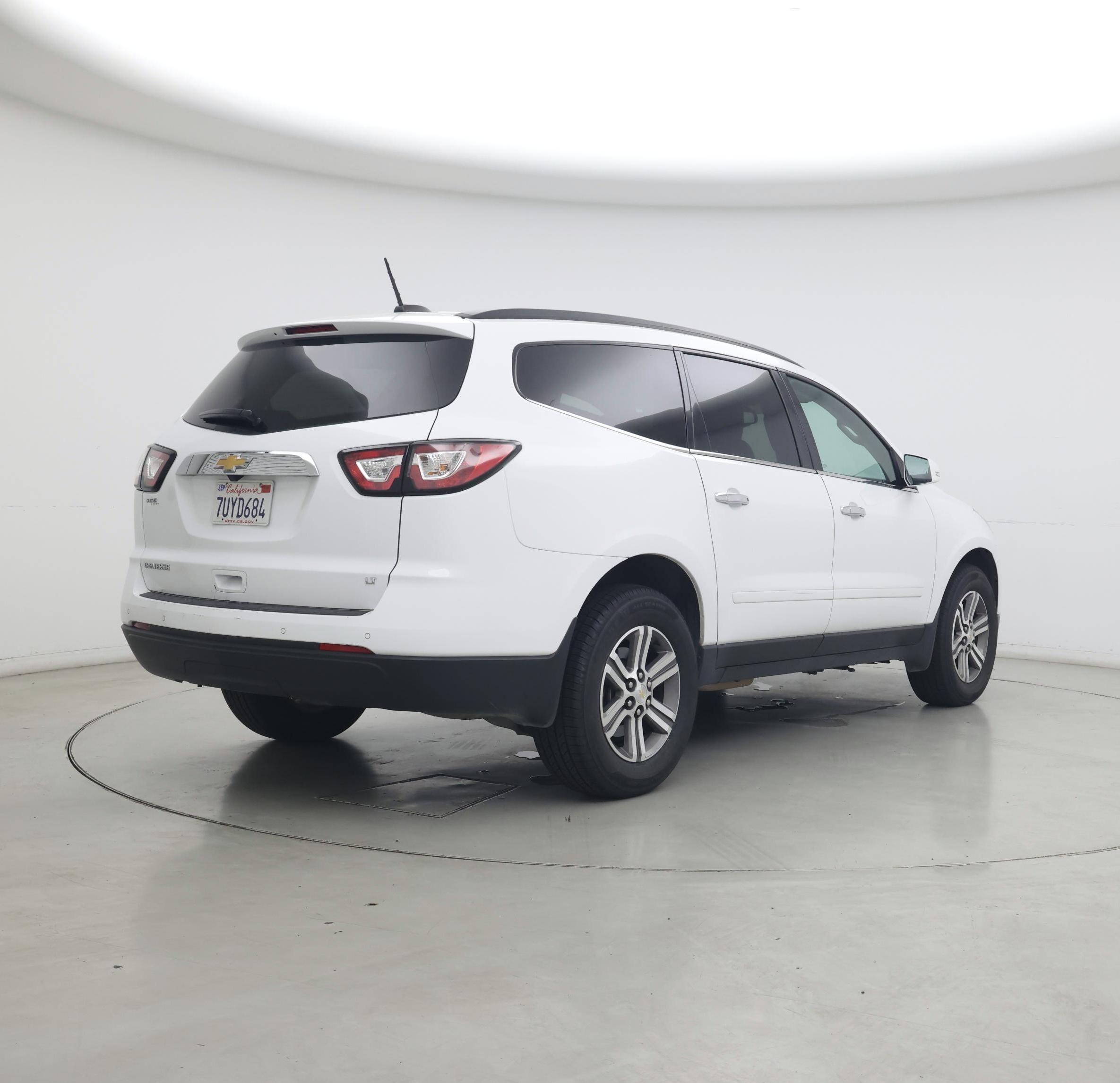 Thumbnail: 2017 Chevrolet Traverse - 8