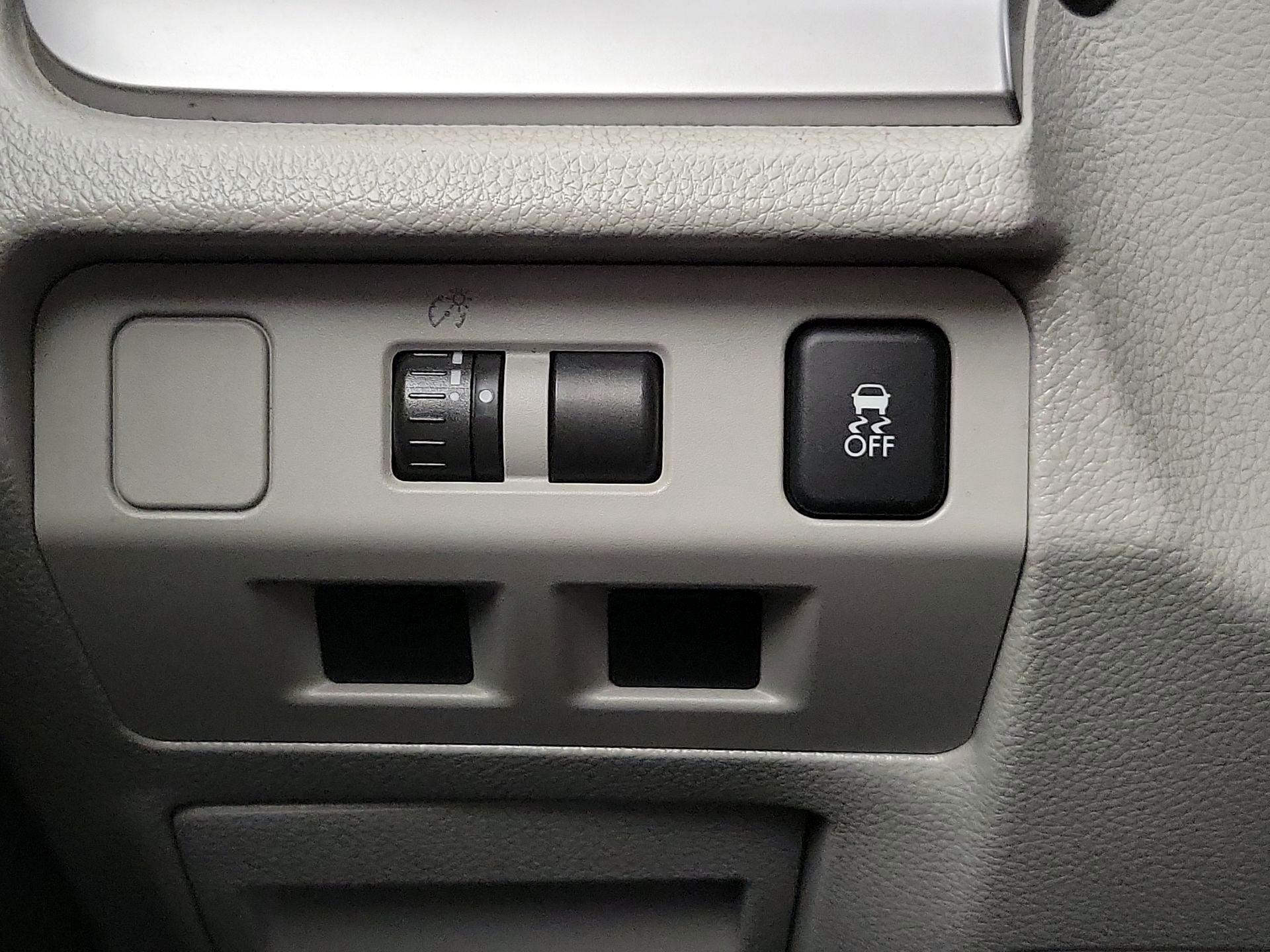 Thumbnail: 2014 Subaru Forester - 13