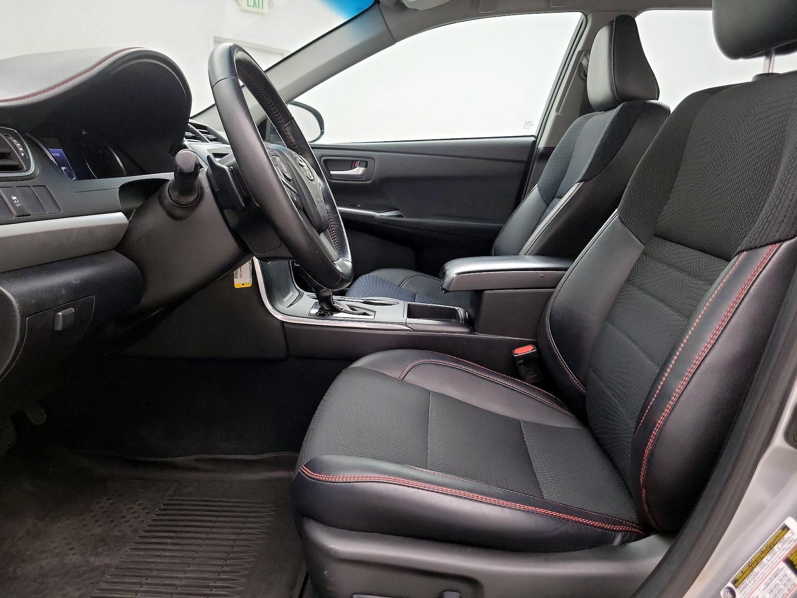 Power Seat(s) & Side Airbags