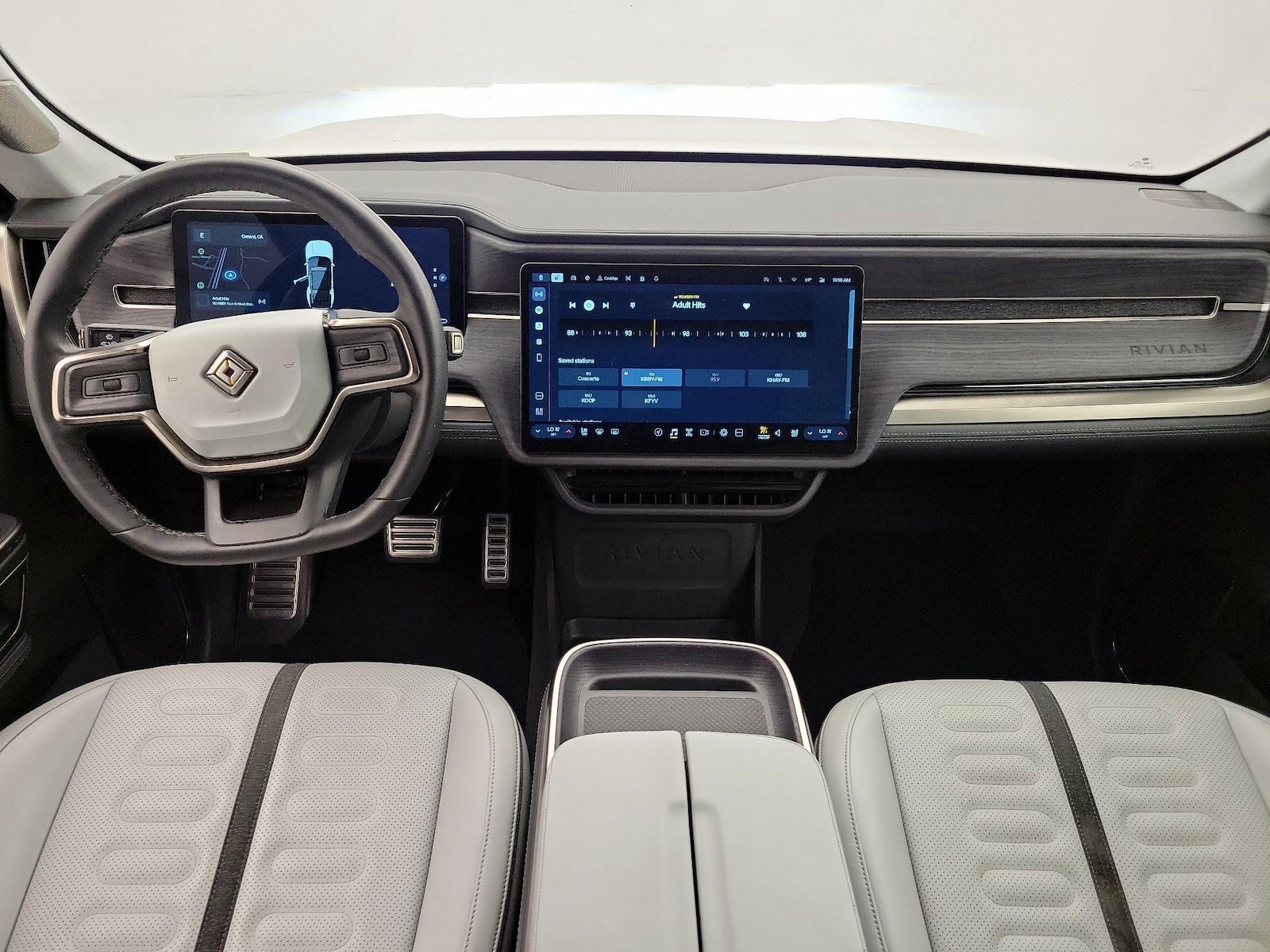 2024 Rivian R1S Adventure - Photo 10
