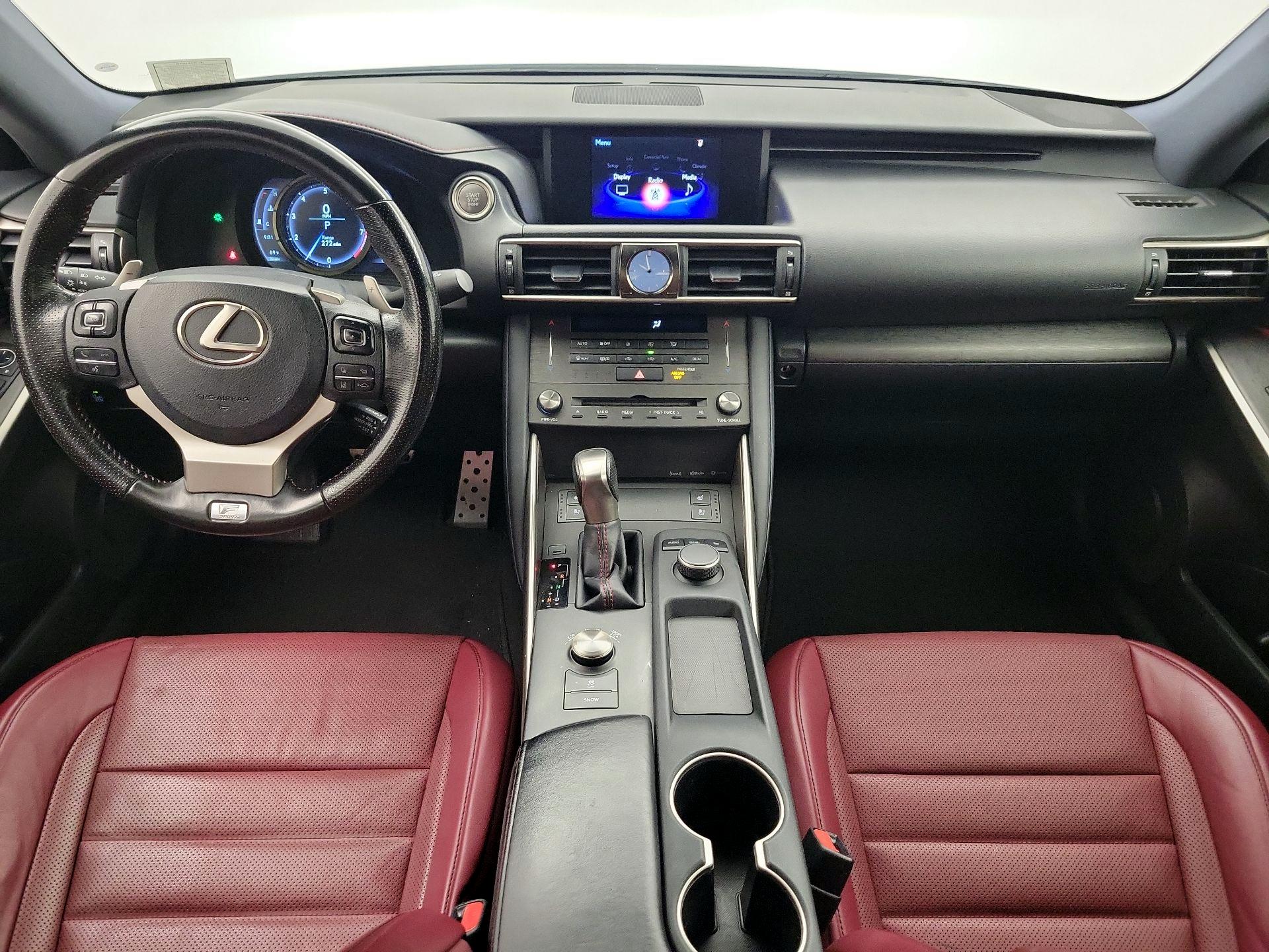 Thumbnail: 2020 Lexus IS - 9