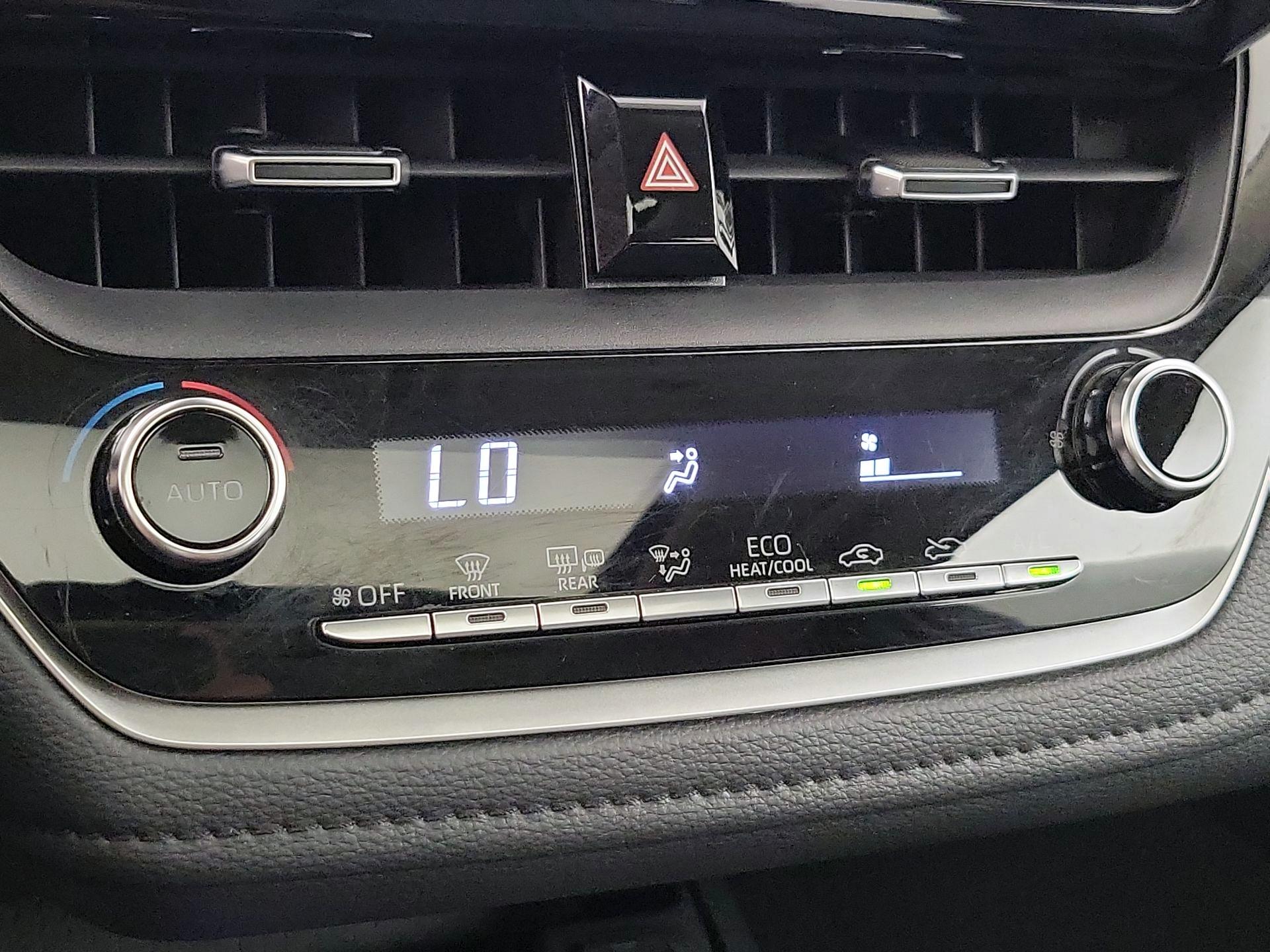 Thumbnail: 2021 Toyota Corolla - 16