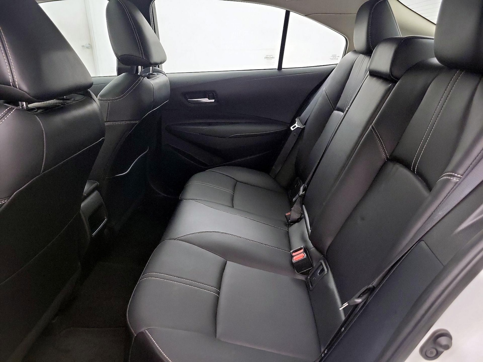 2021 Toyota Corolla XLE - Photo 21
