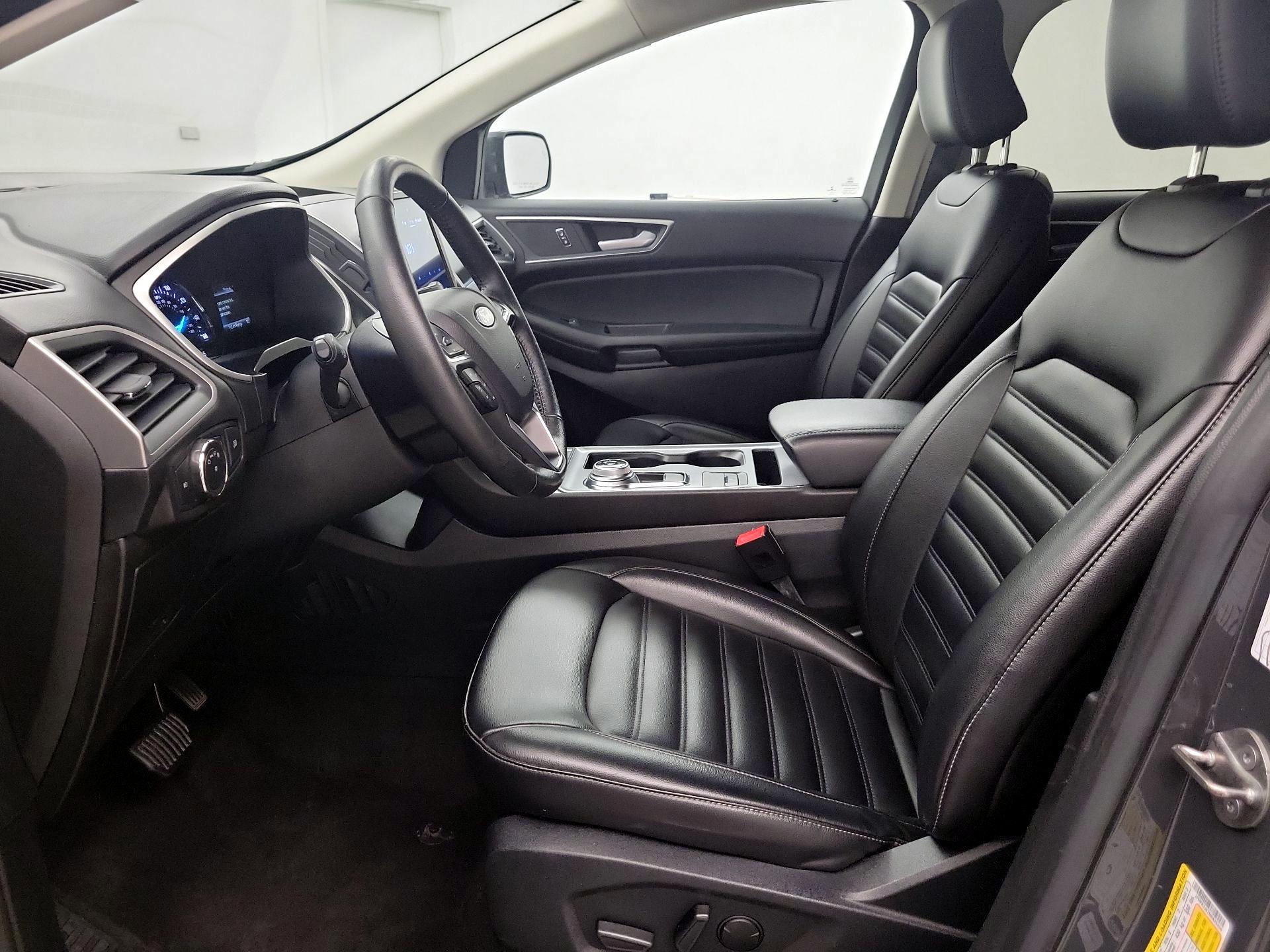 Thumbnail: 2021 Ford Edge - 11
