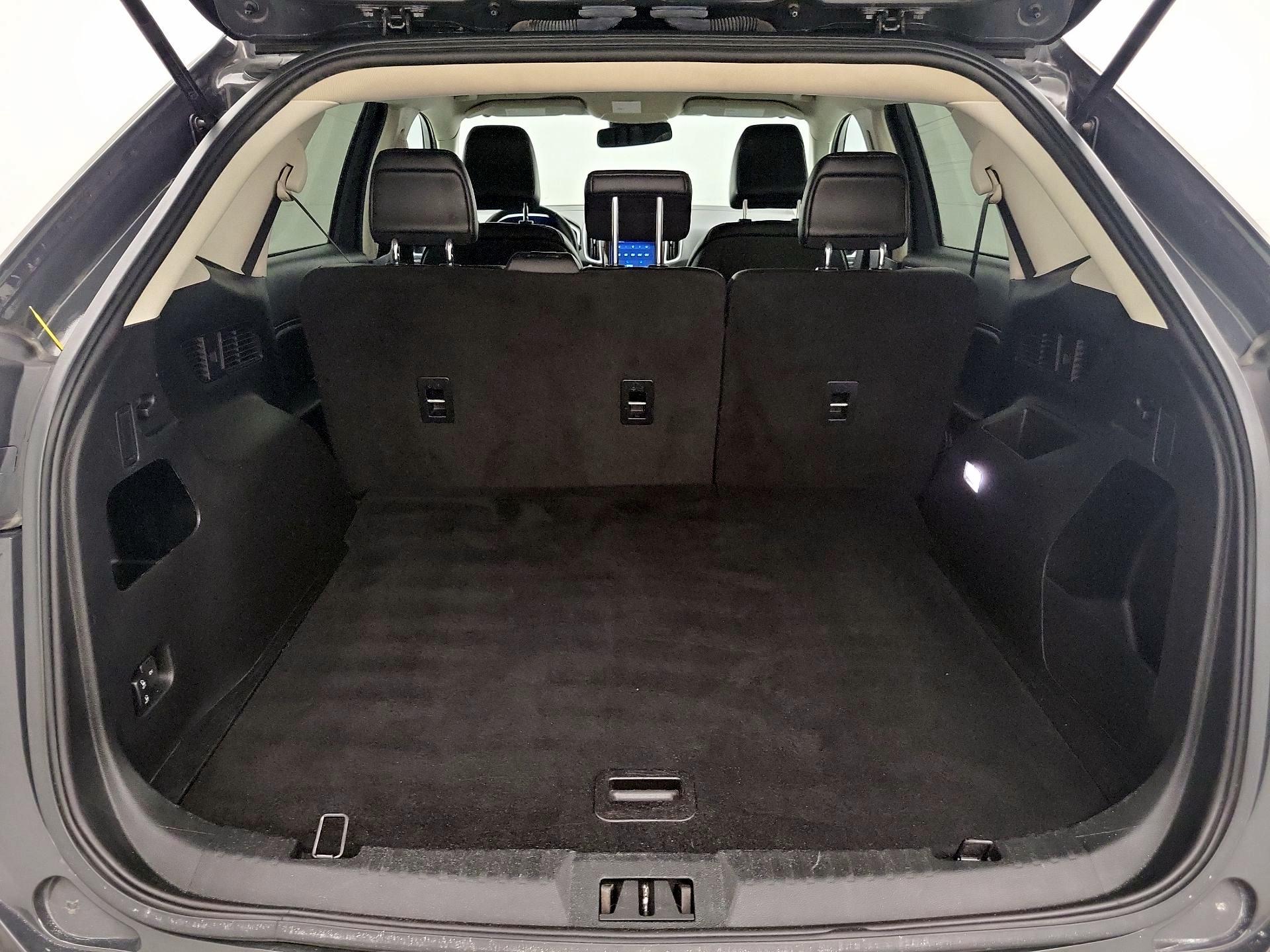 Thumbnail: 2021 Ford Edge - 20