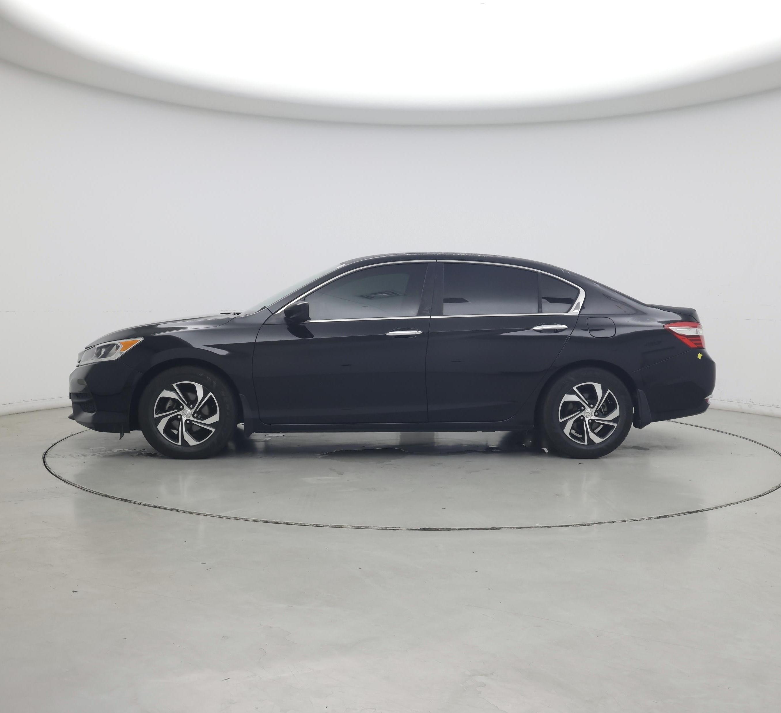Thumbnail: 2017 Honda Accord - 3