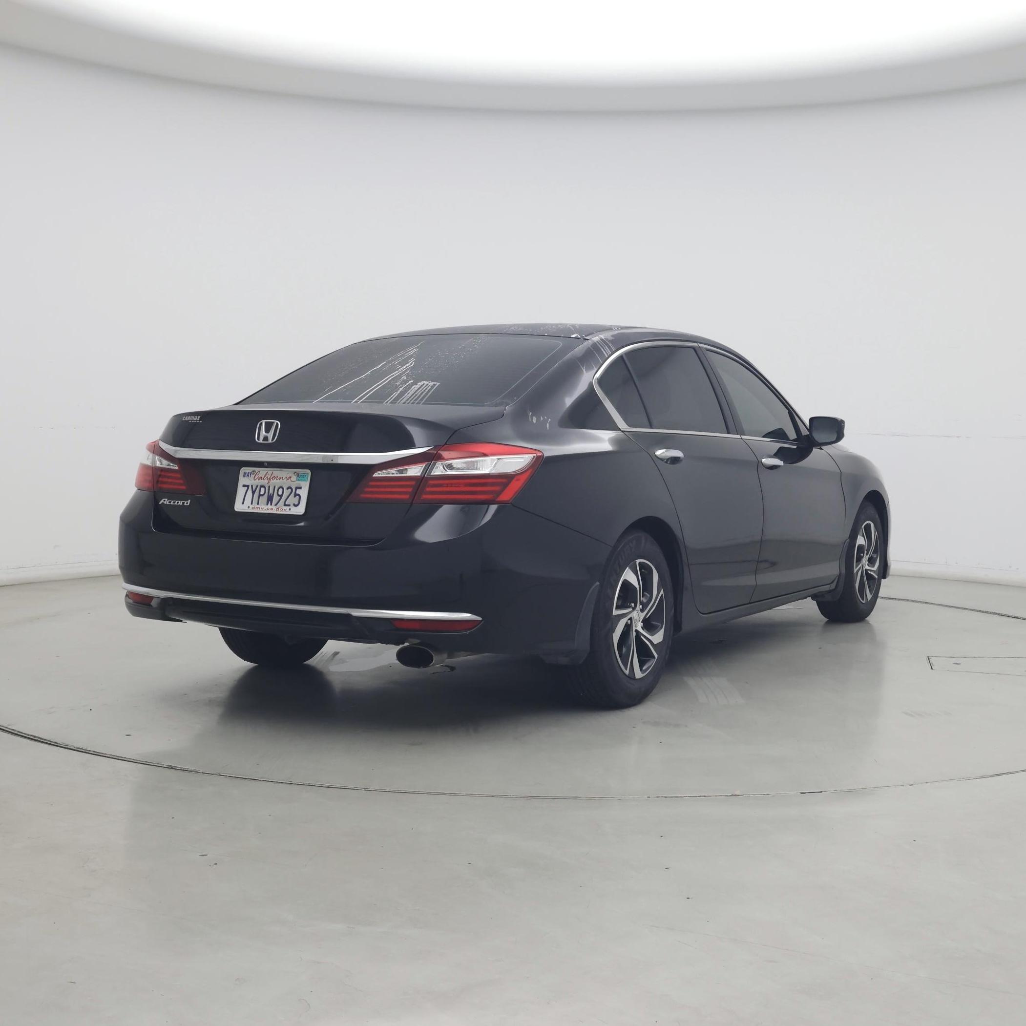 Thumbnail: 2017 Honda Accord - 8