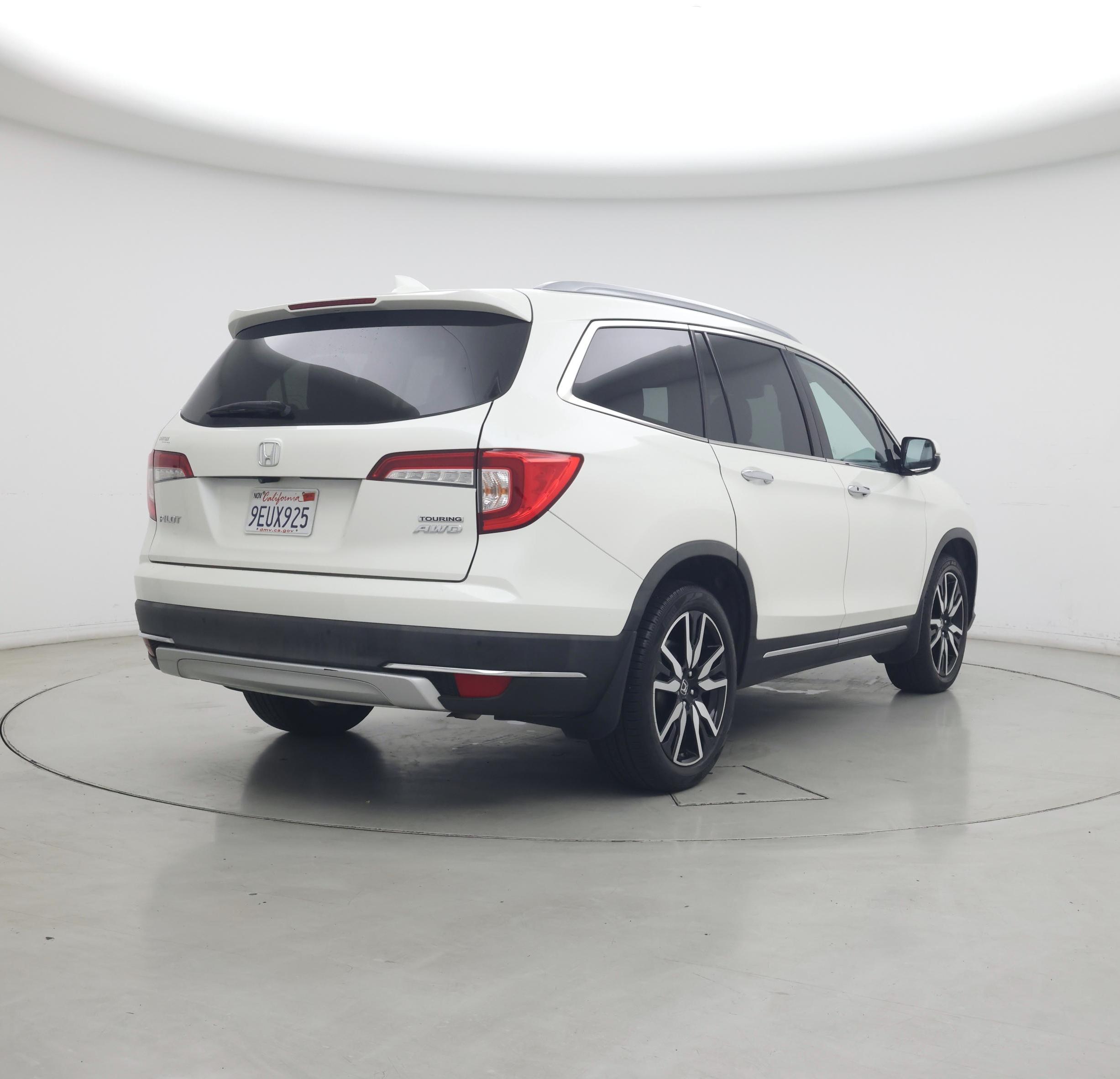 Thumbnail: 2019 Honda Pilot - 8