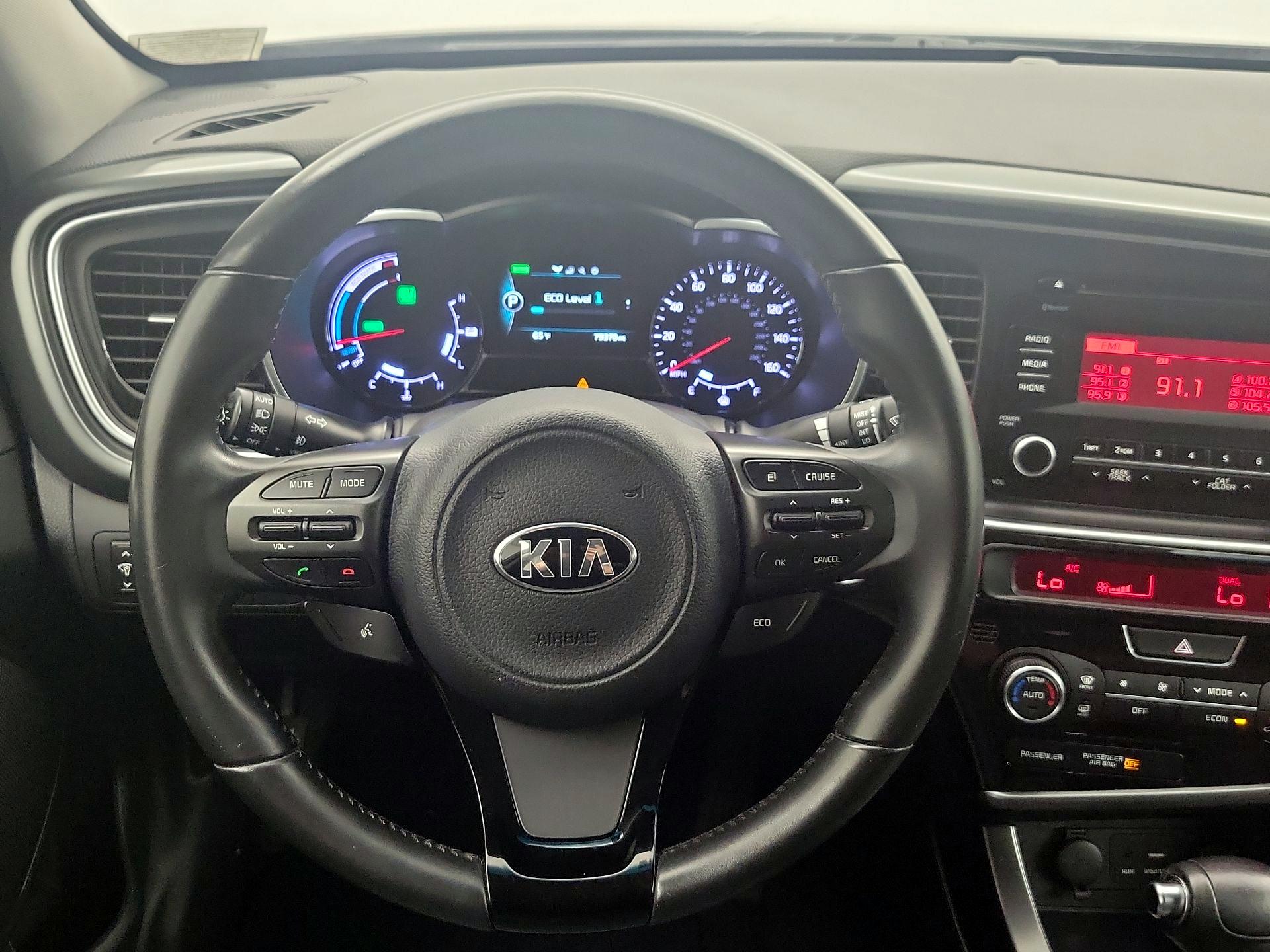 Thumbnail: 2016 Kia Optima - 10
