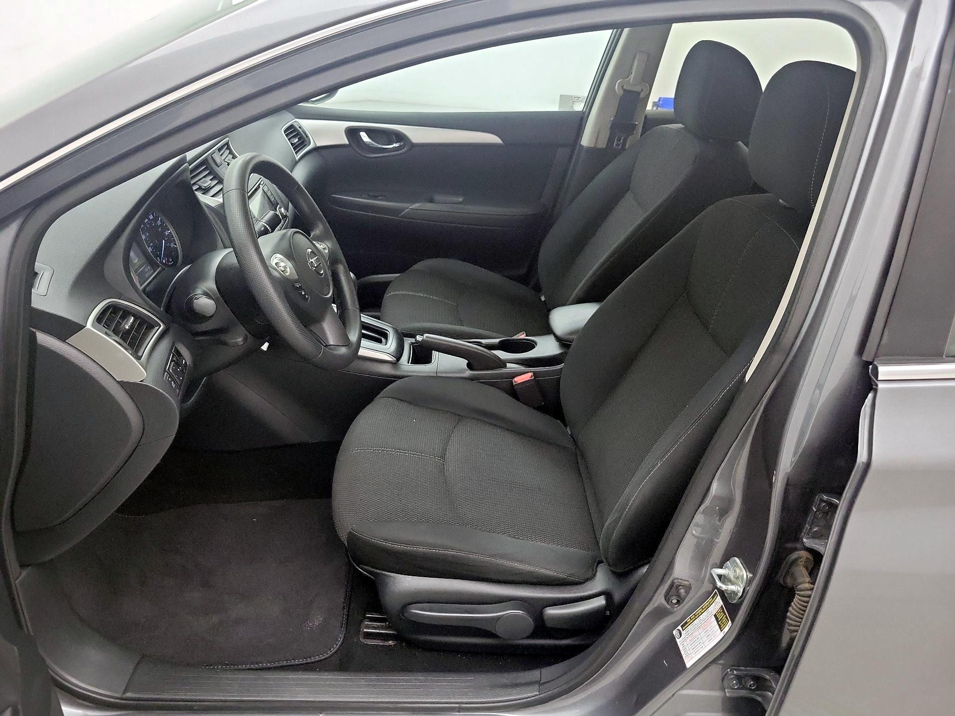 Thumbnail: 2018 Nissan Sentra - 11