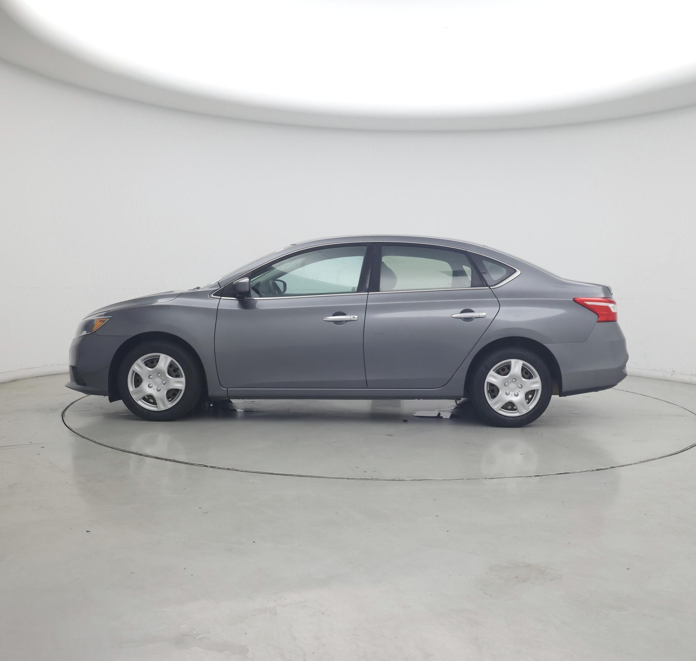 Thumbnail: 2018 Nissan Sentra - 3