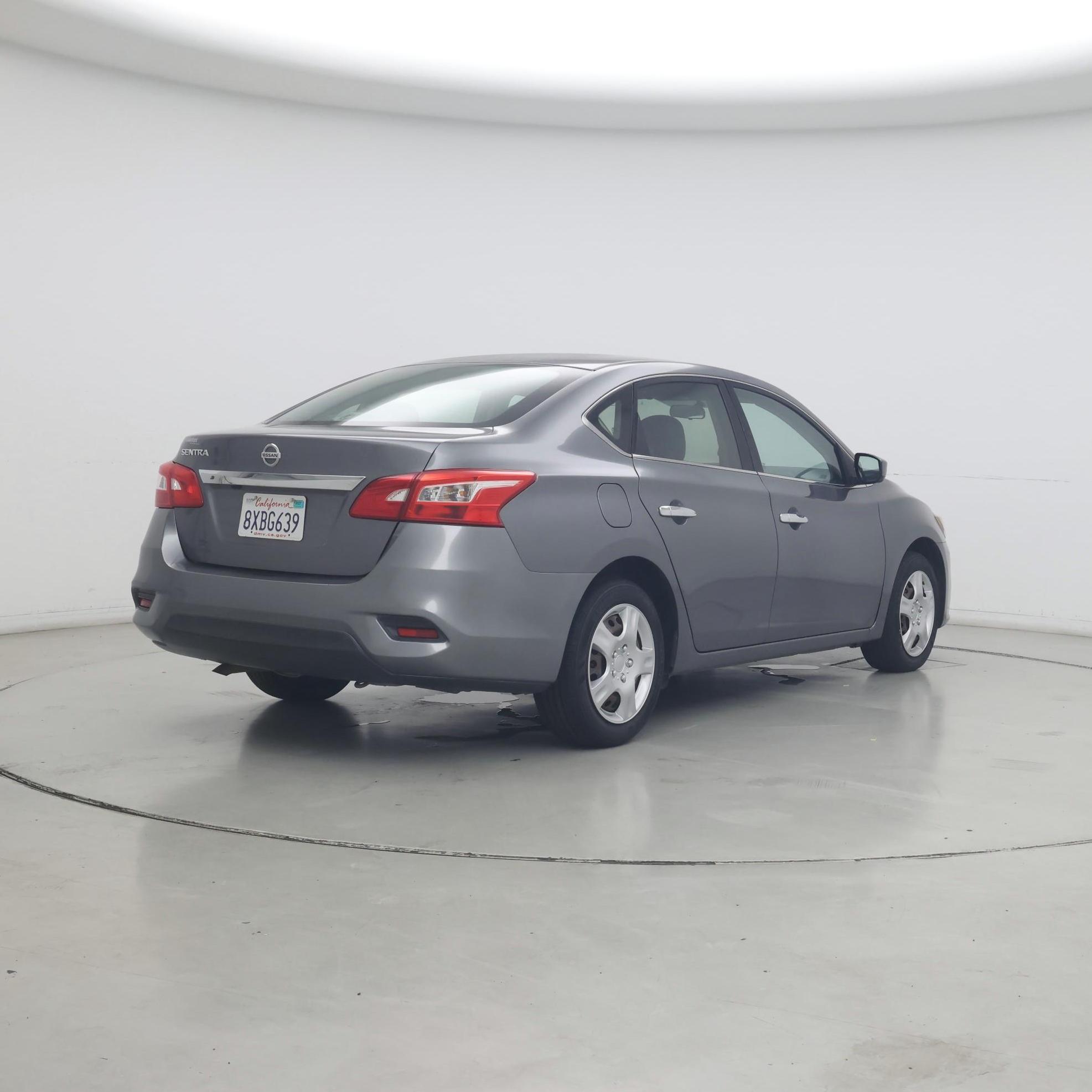 Thumbnail: 2018 Nissan Sentra - 8