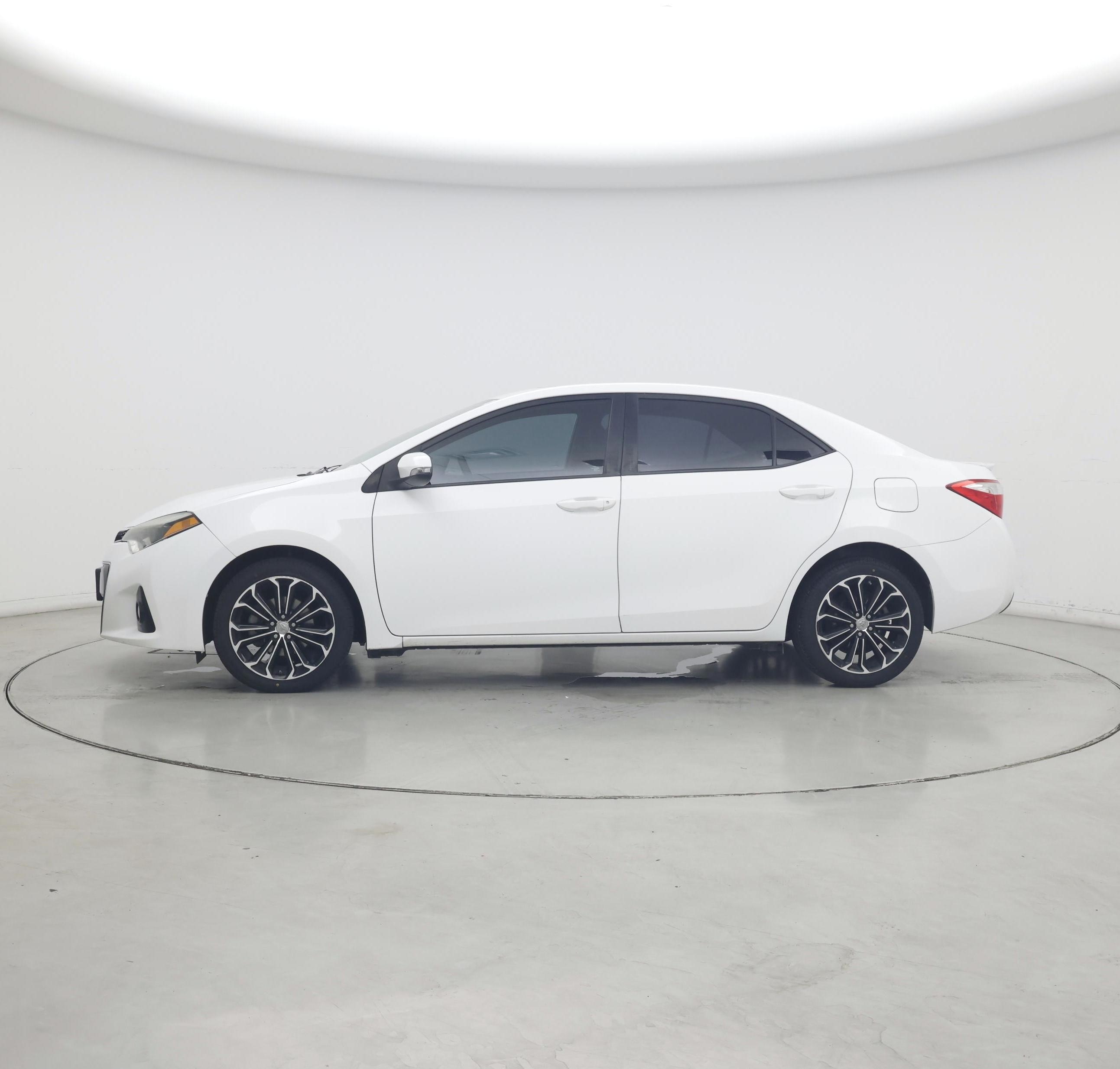Thumbnail: 2016 Toyota Corolla - 3
