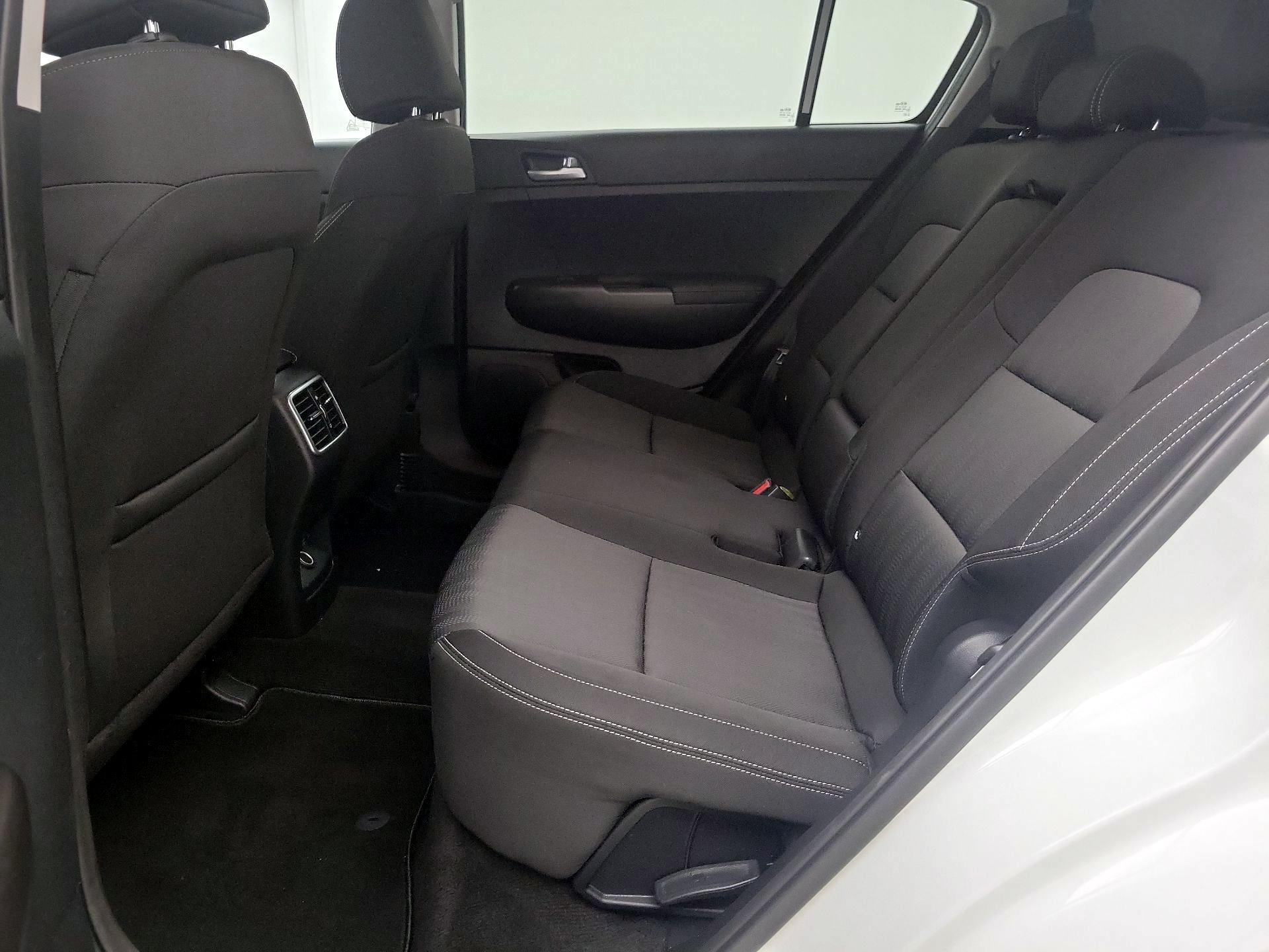Thumbnail: 2021 Kia Sportage - 19