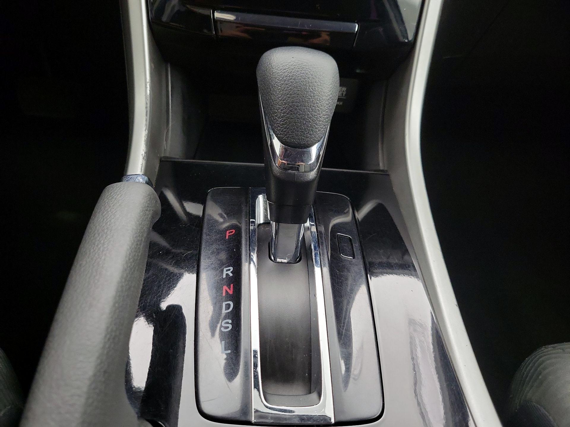 Thumbnail: 2017 Honda Accord - 17