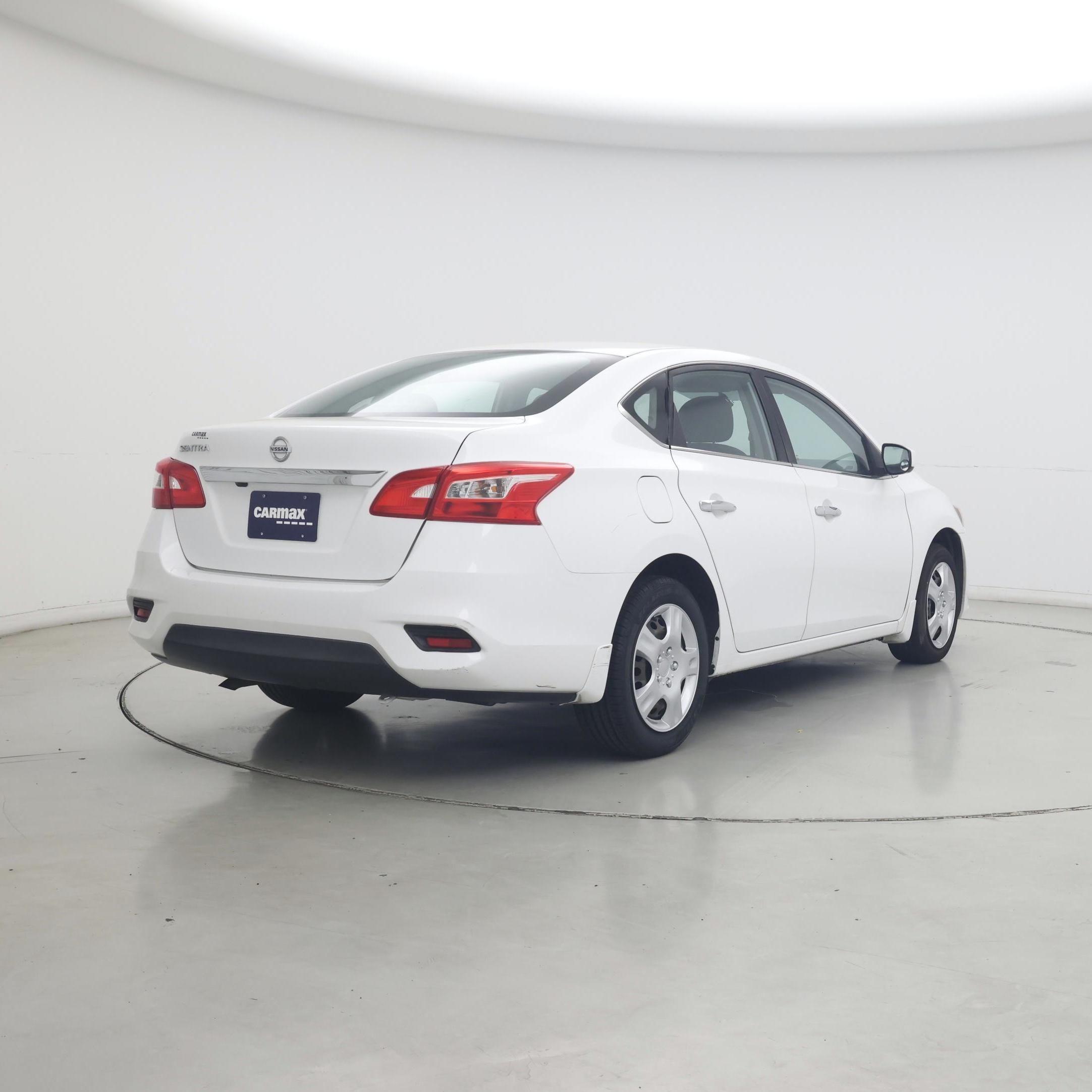 Thumbnail: 2019 Nissan Sentra - 8