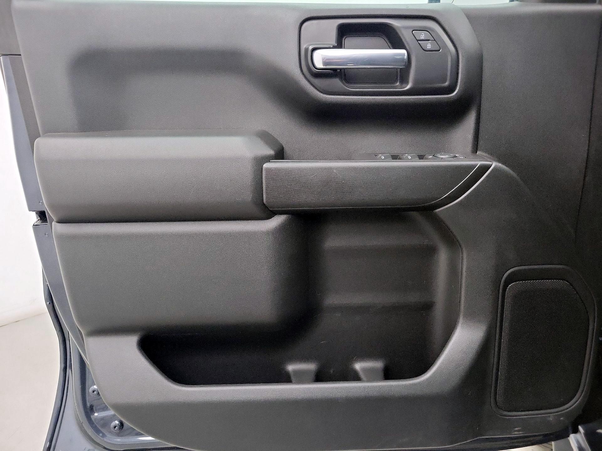 Thumbnail: 2021 Chevrolet Silverado 1500 - 12