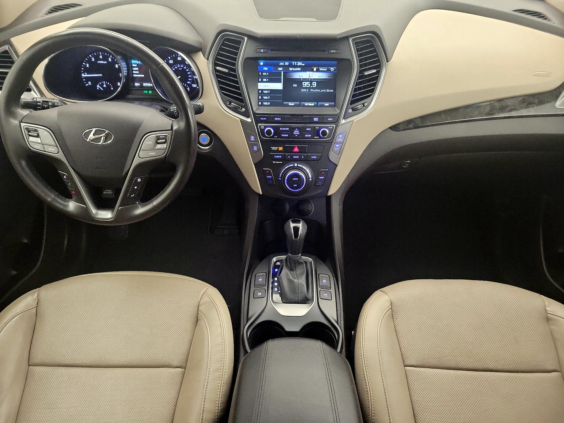 Thumbnail: 2017 Hyundai Santa Fe - 9