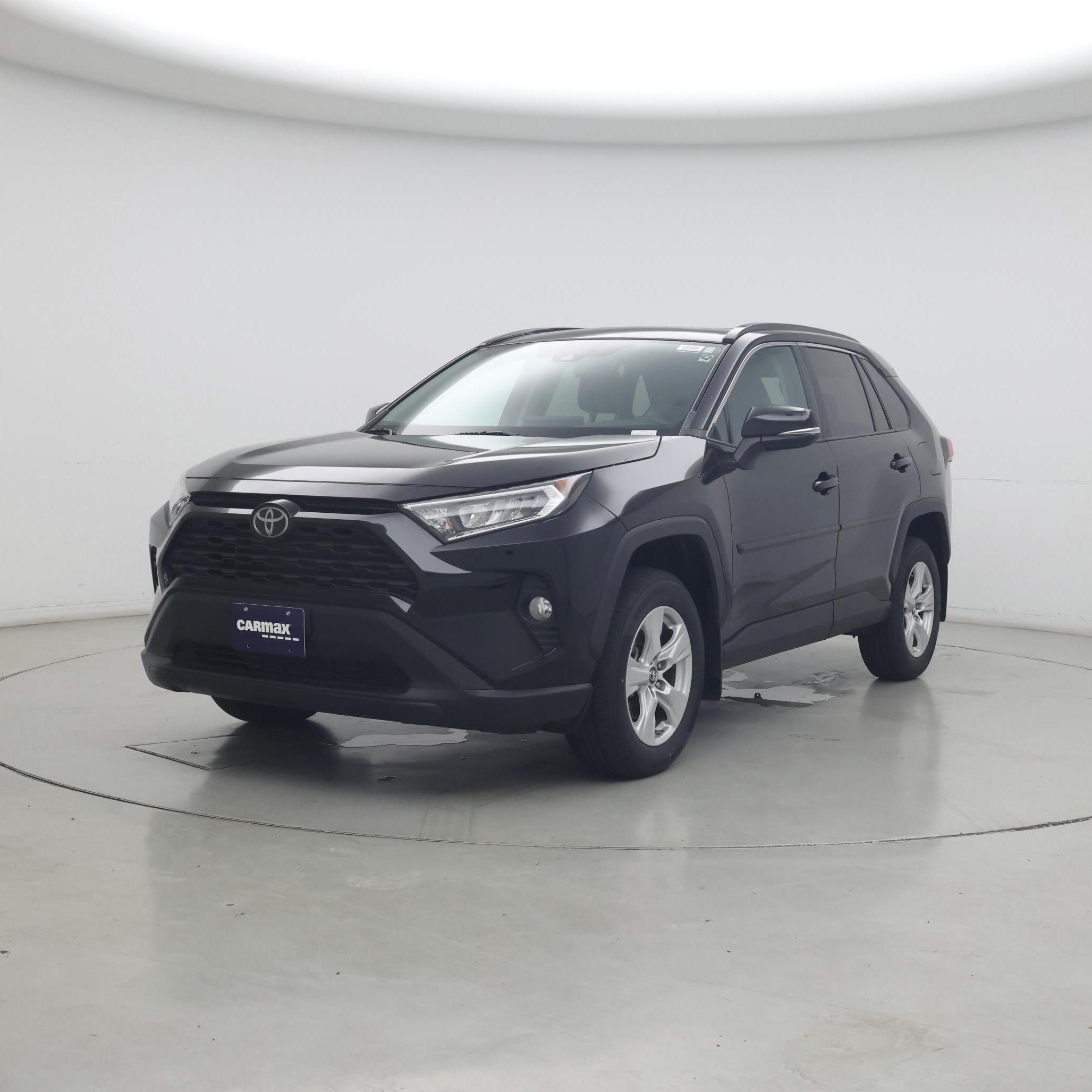 Thumbnail: 2019 Toyota RAV4 - 4