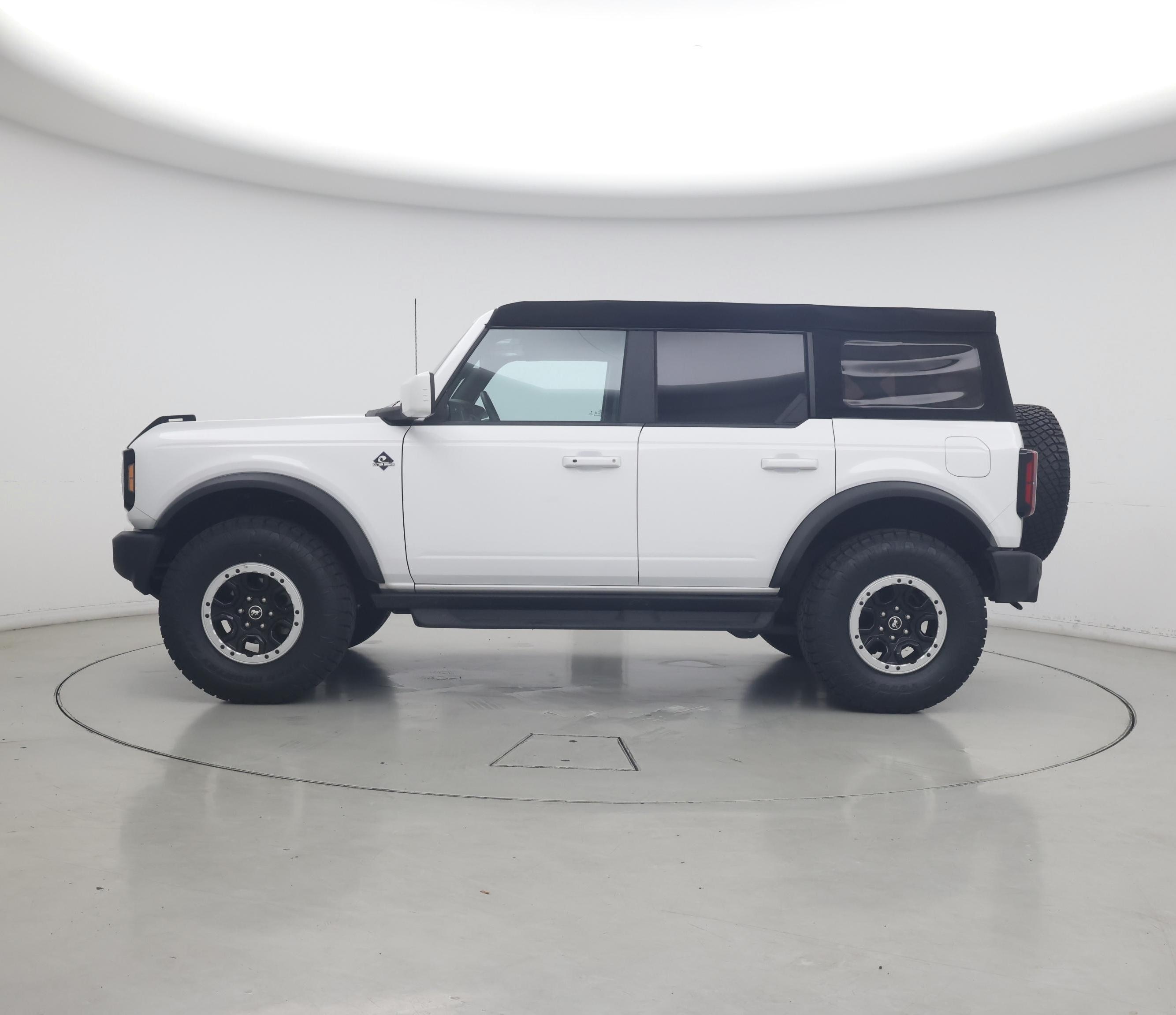Thumbnail: 2024 Ford Bronco - 3