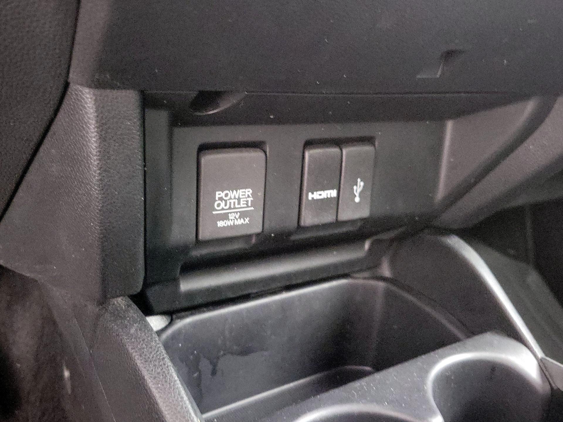 Thumbnail: 2015 Honda Fit - 18