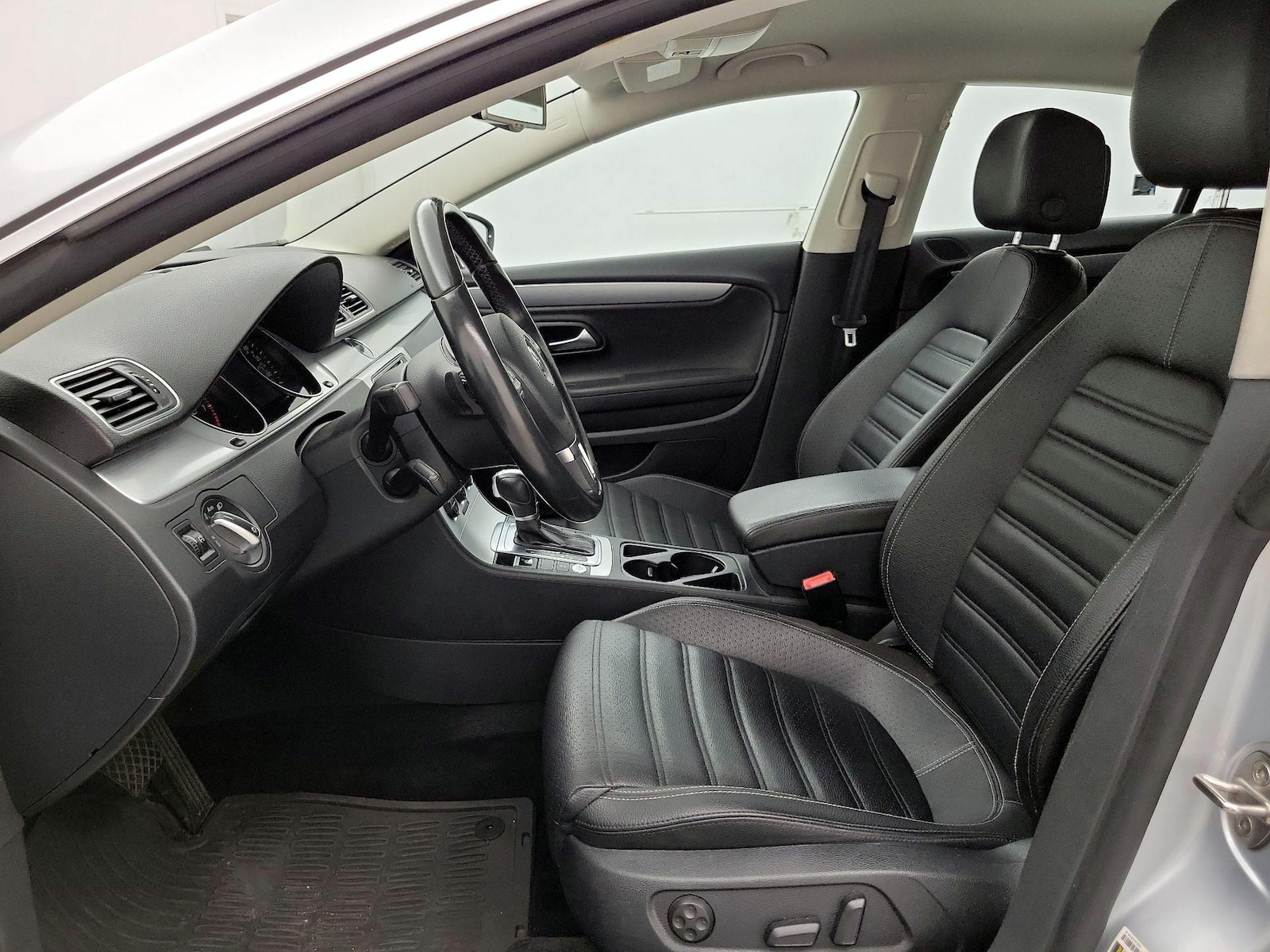 2016 Volkswagen CC - Photo 12