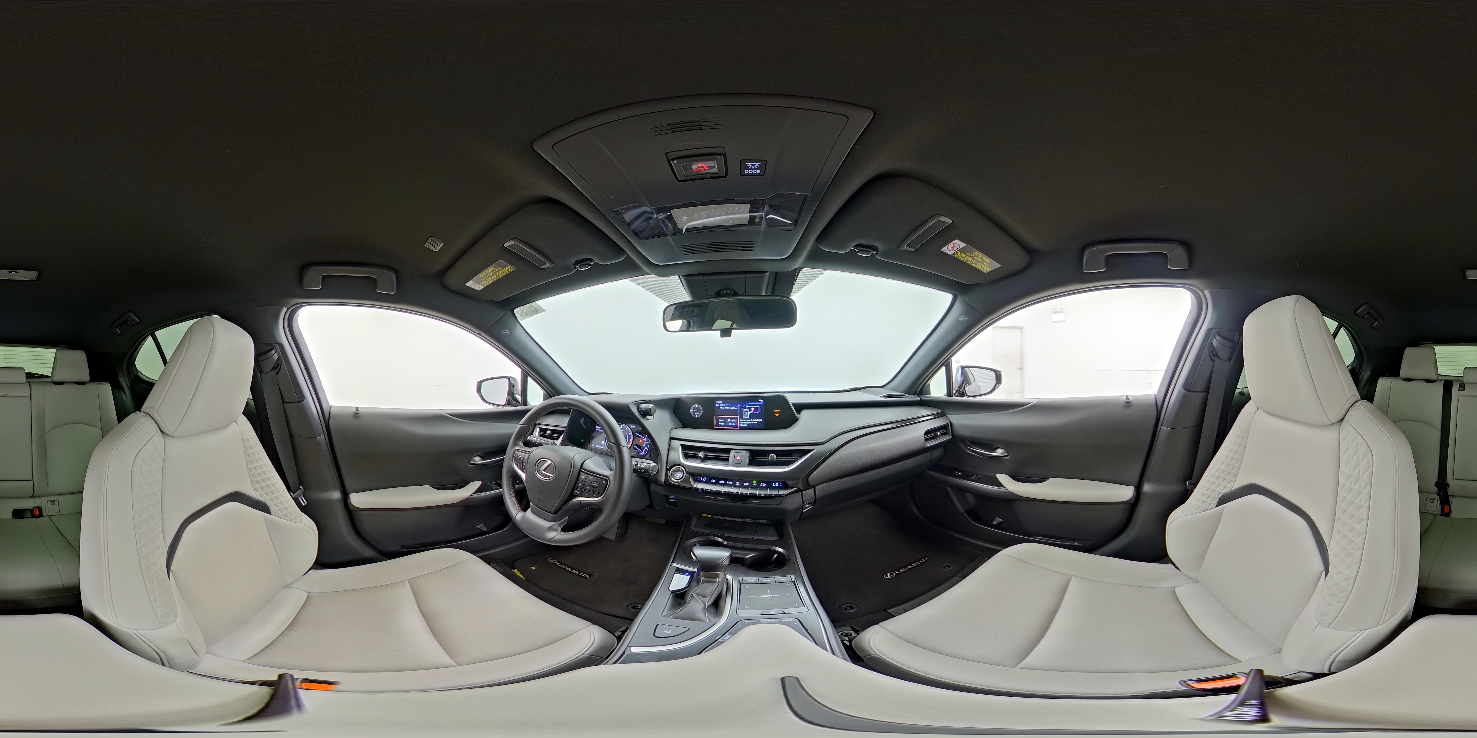 2021 Lexus UX 200 - Photo 24