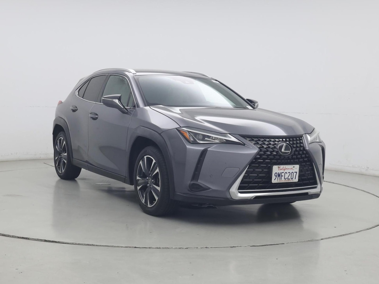 2021 Lexus UX 200 - Photo 2