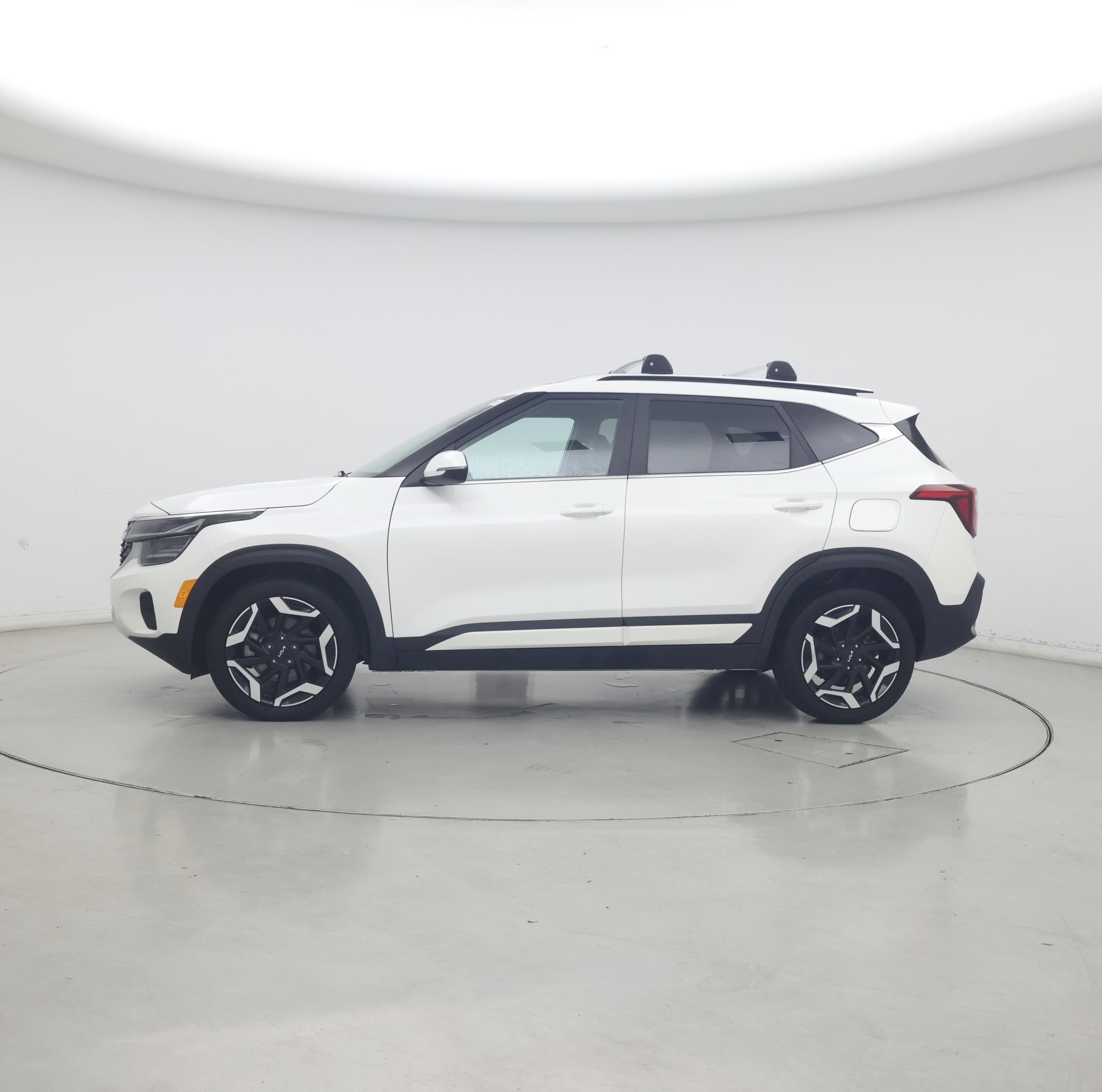 Thumbnail: 2024 Kia Seltos - 3