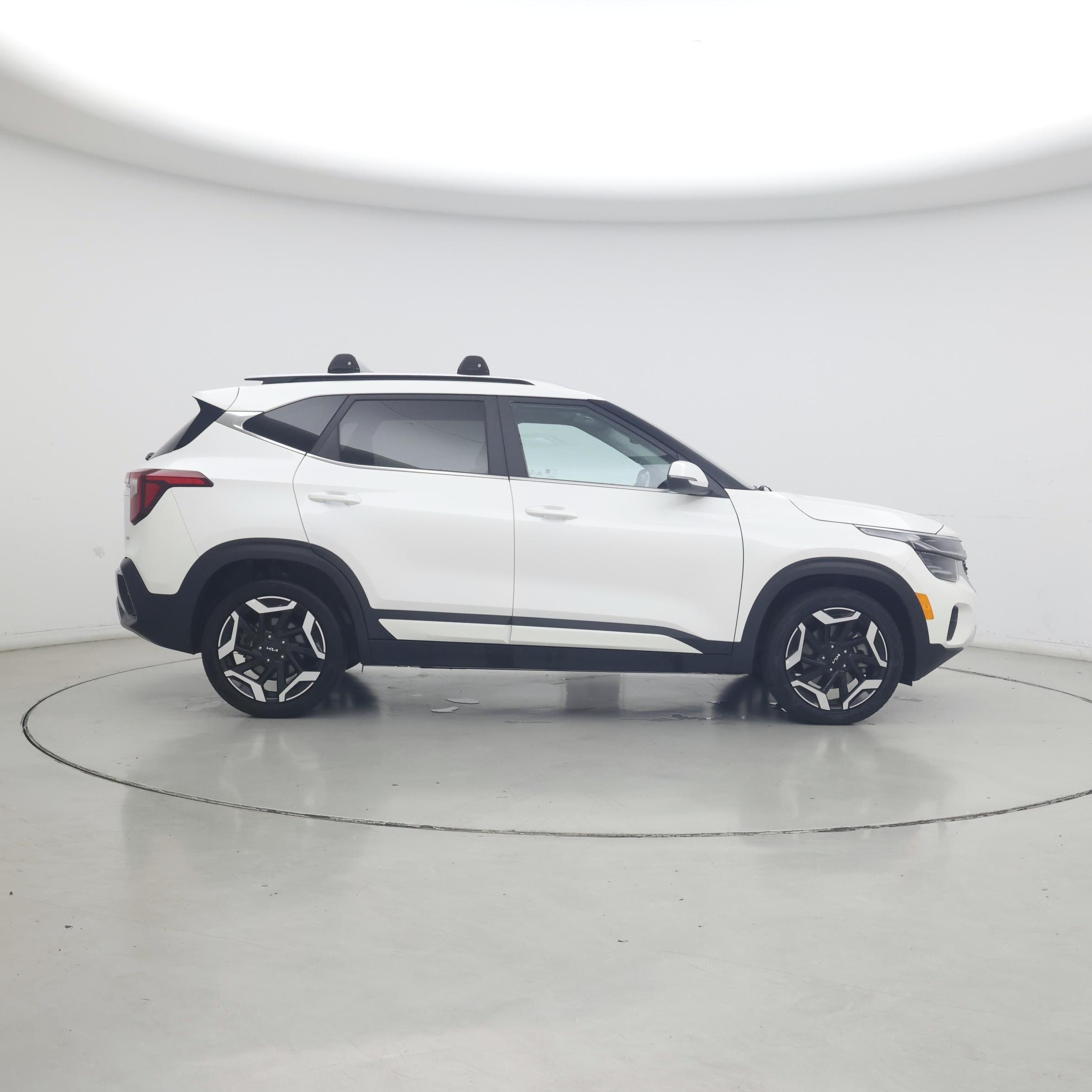 Thumbnail: 2024 Kia Seltos - 7
