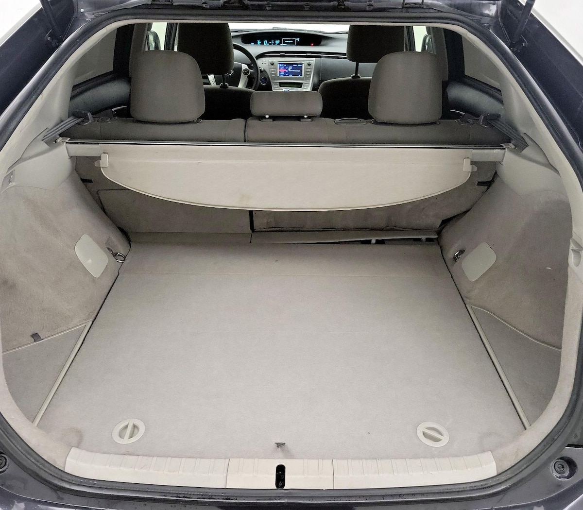 Trunk/Cargo (Seats Up)