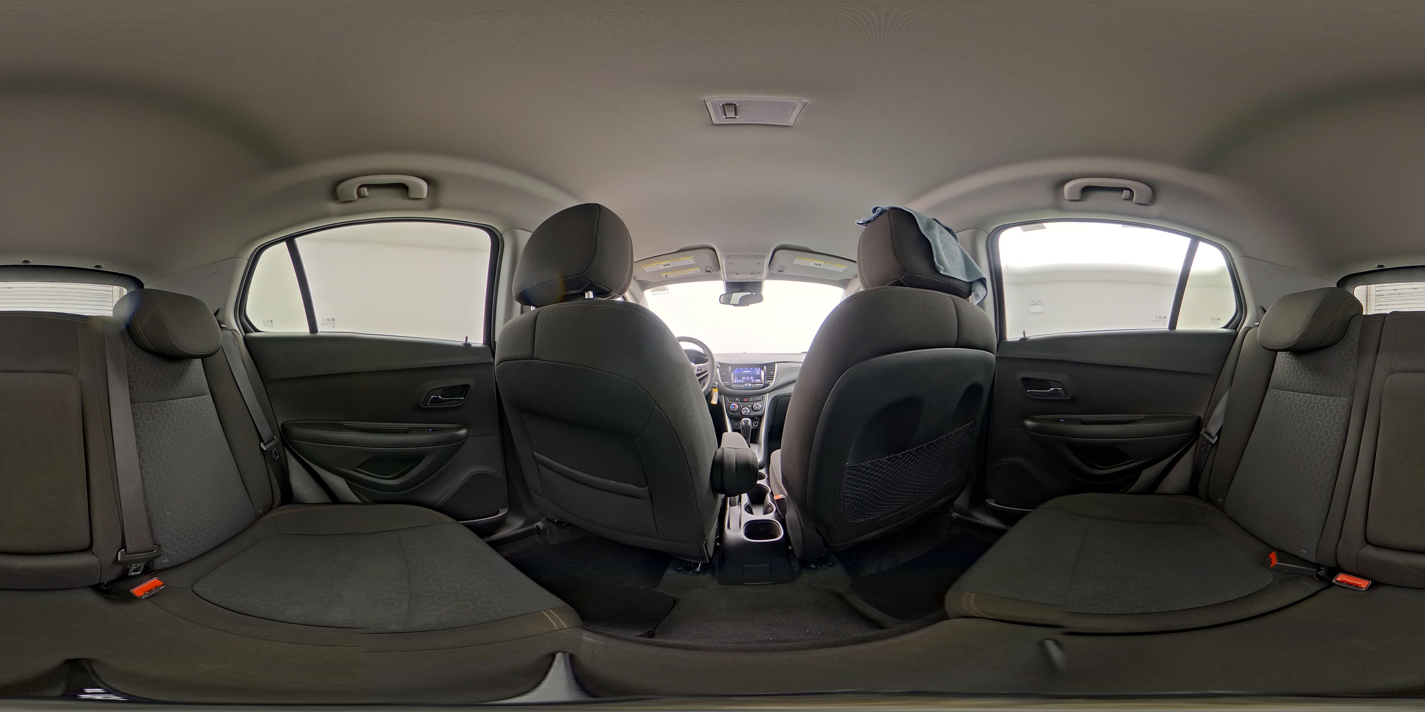 2020 Chevrolet Trax LS - Photo 23