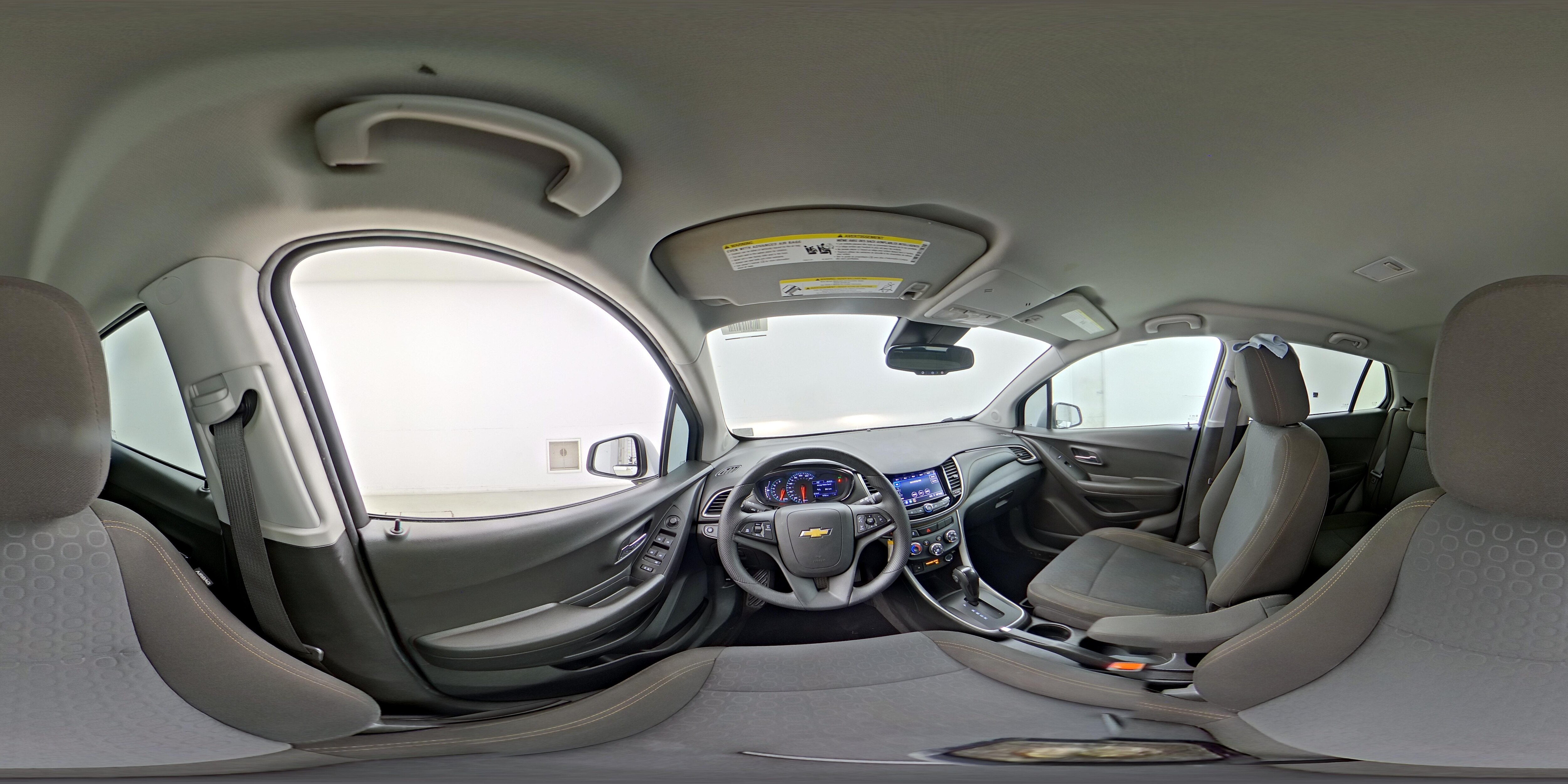 2020 Chevrolet Trax LS - Photo 24