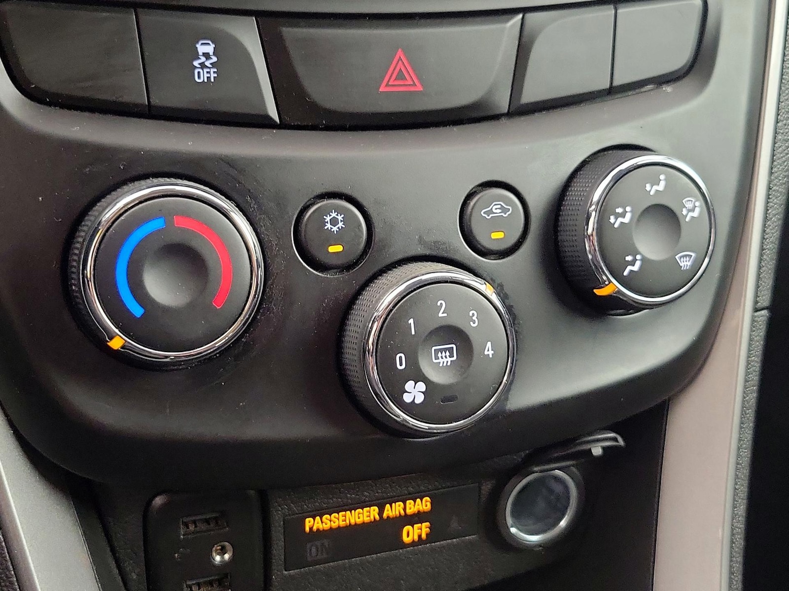 2020 Chevrolet Trax LS - Photo 15