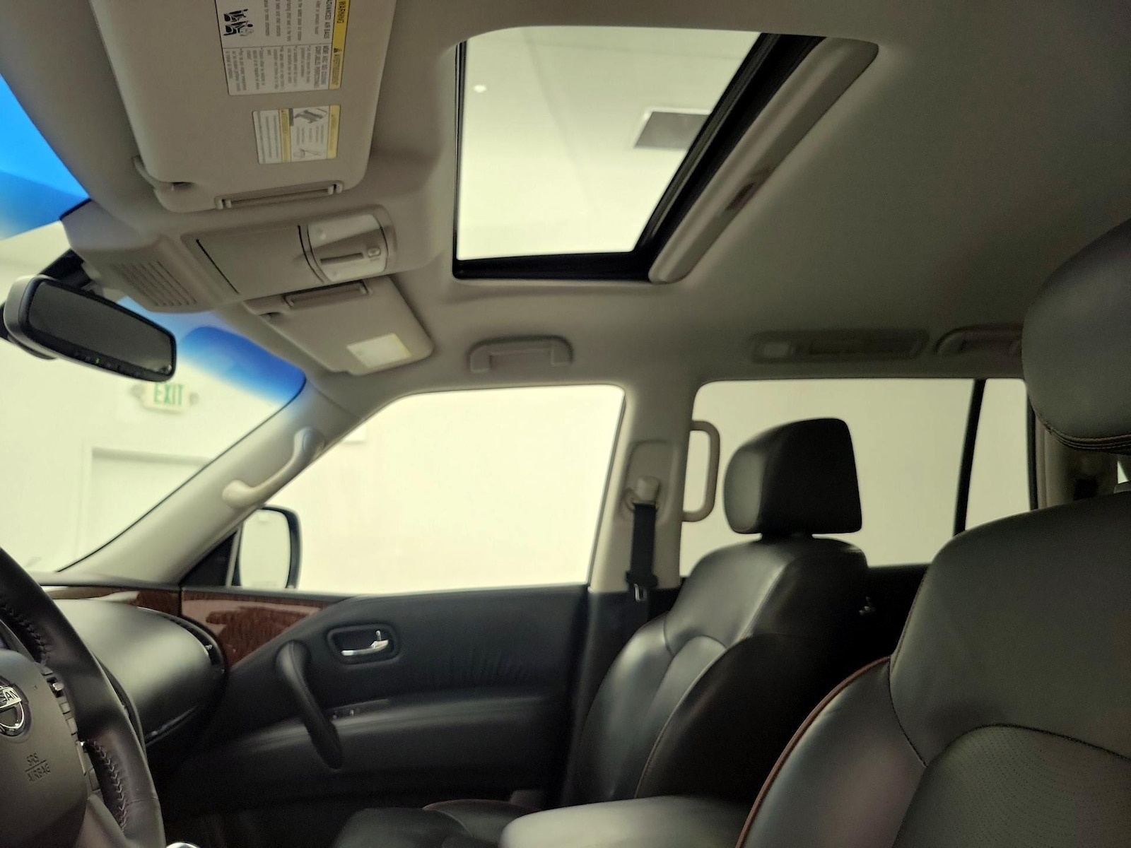 Sunroof(s) & Overhead Airbags