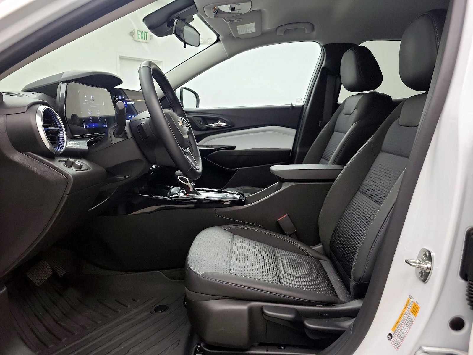 2026 Chevrolet Trax LT - Photo 12