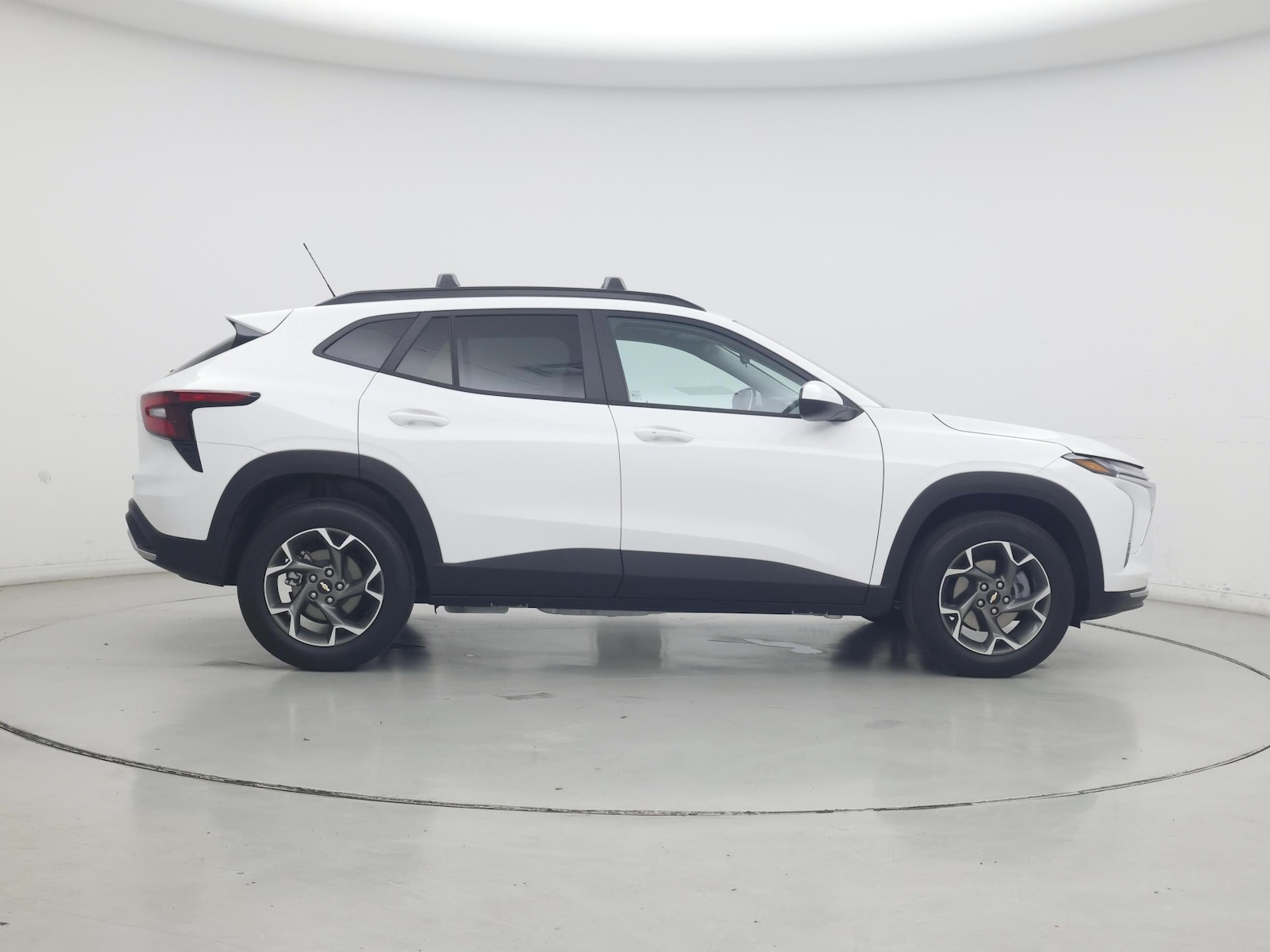 2026 Chevrolet Trax LT - Photo 8