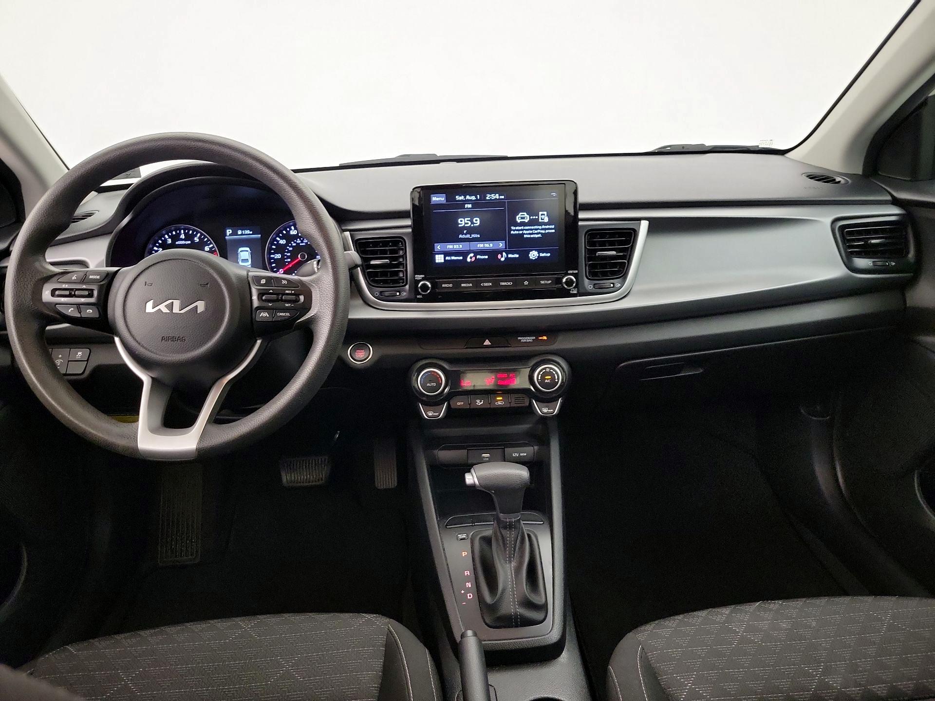 Thumbnail: 2023 Kia Rio - 9