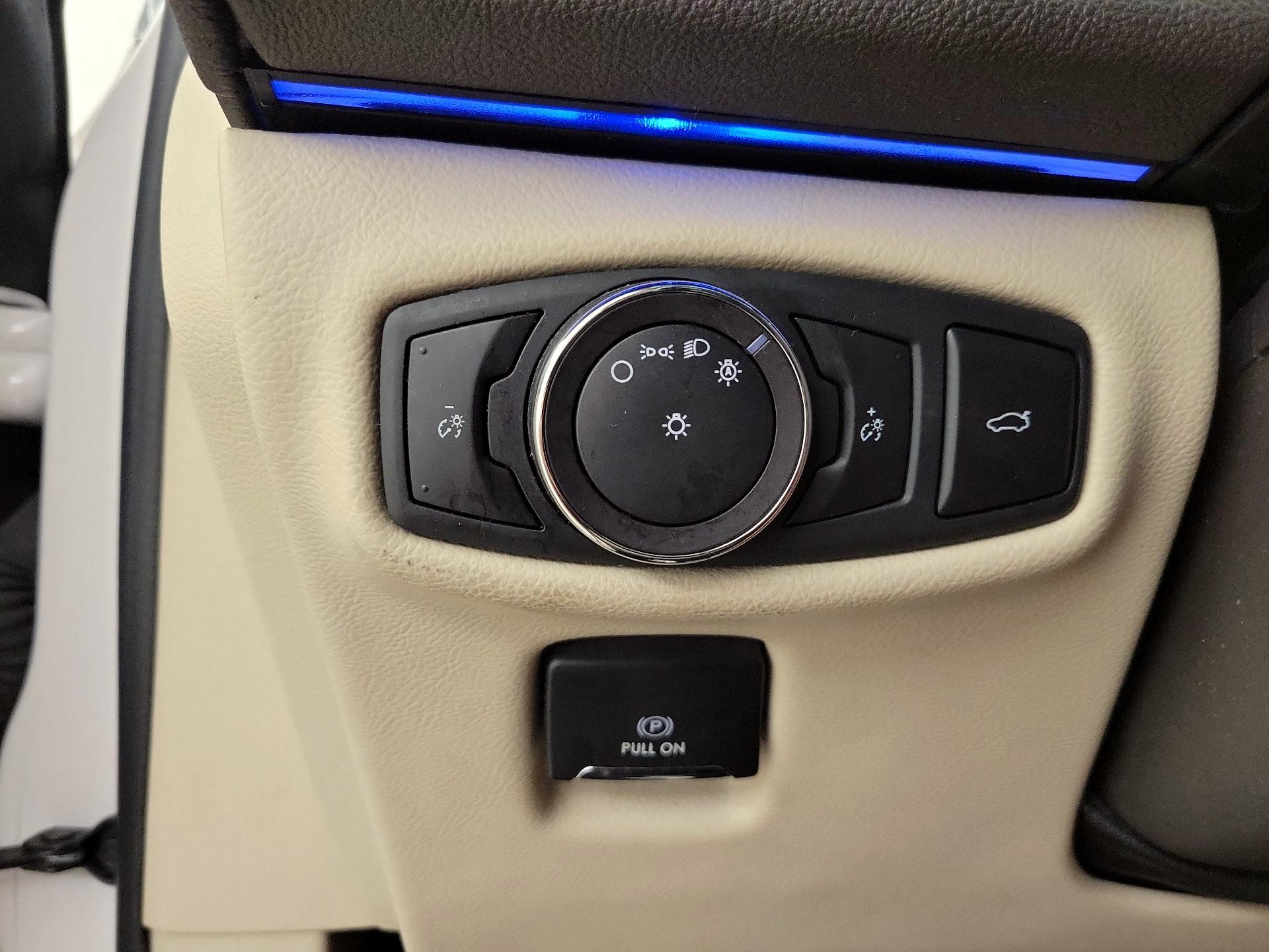 Thumbnail: 2019 Lincoln MKZ - 13